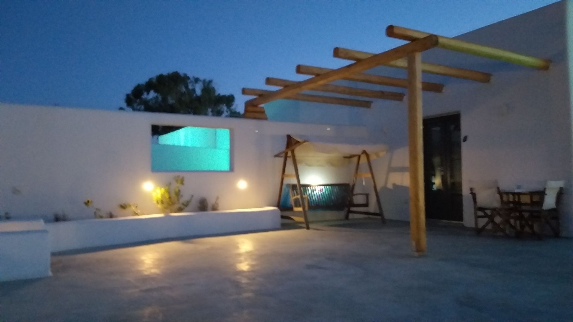 Honeymoon suite with jetted Pool