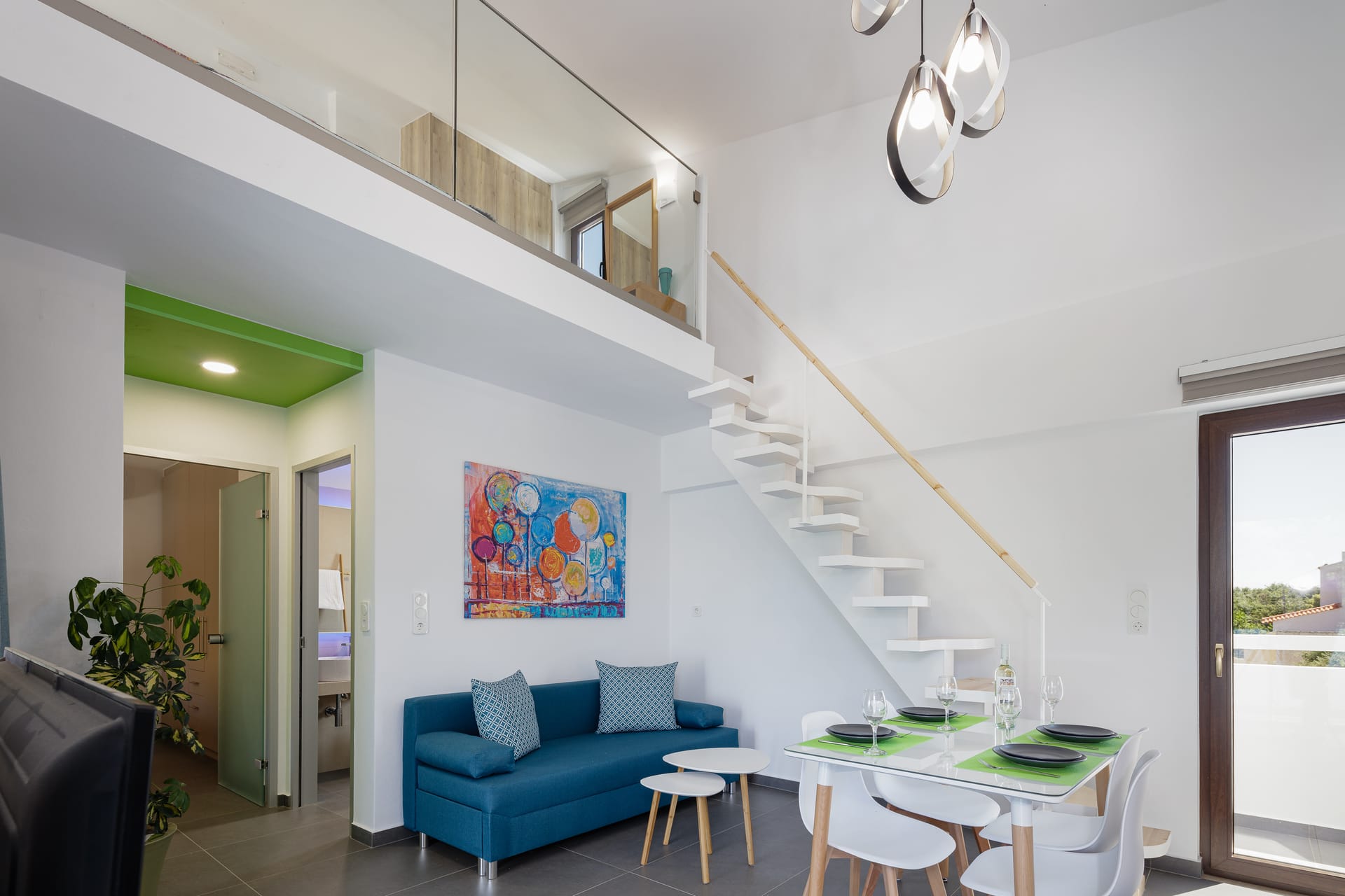 Two Bedroom Apartment with Pool View