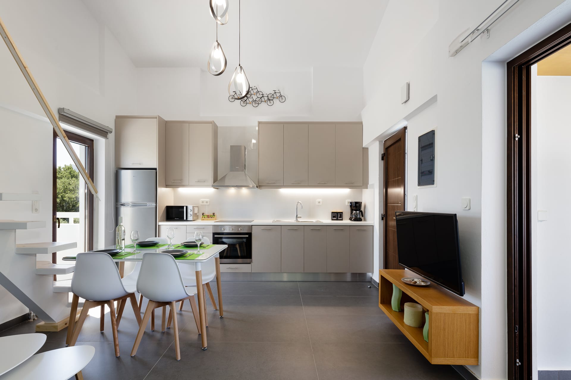 Two Bedroom Apartment with Pool View