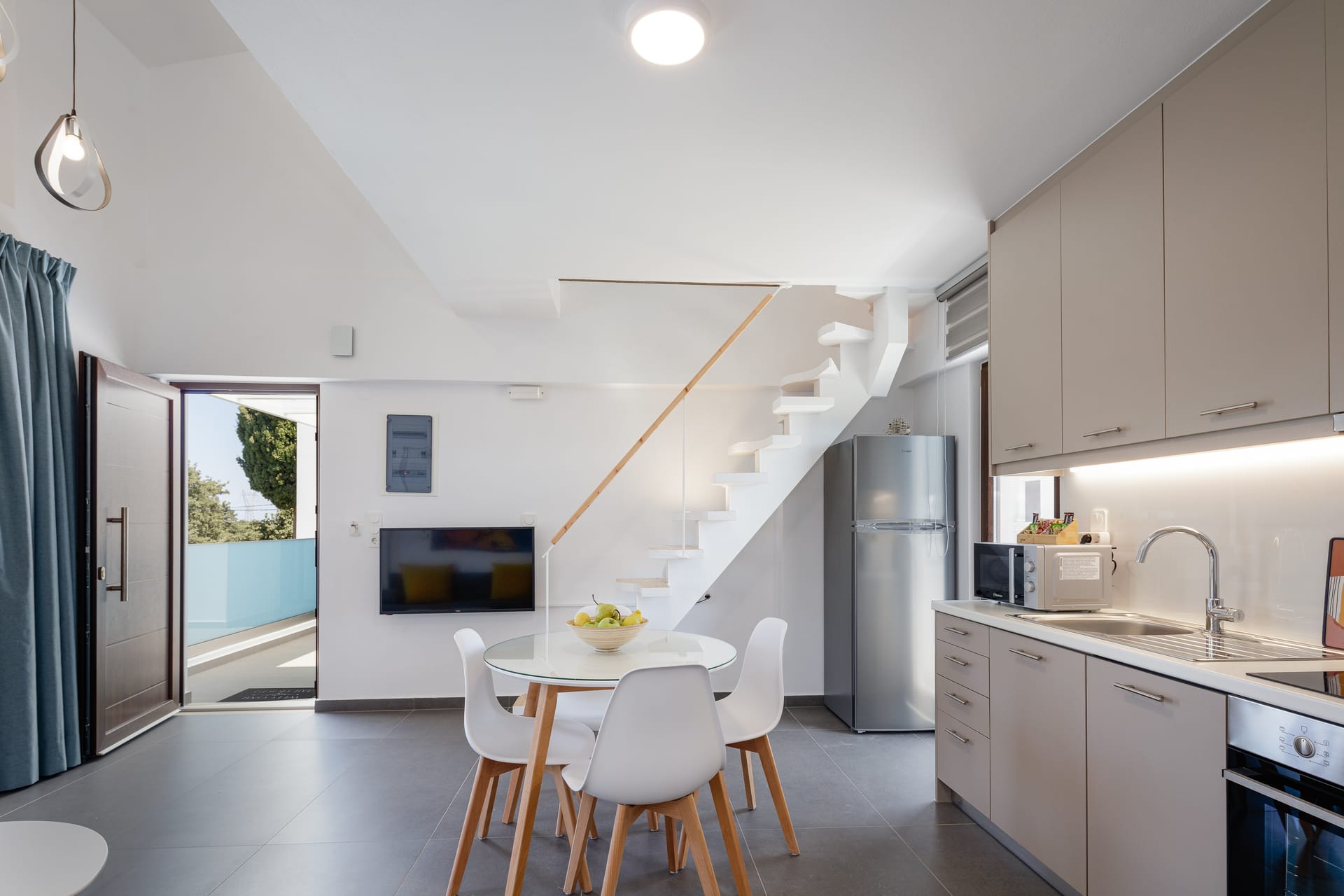 Two Bedroom Apartment with Pool View