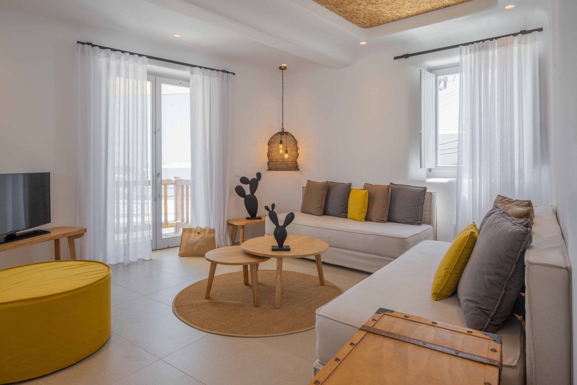 Superior Outdoor Jacuzzi