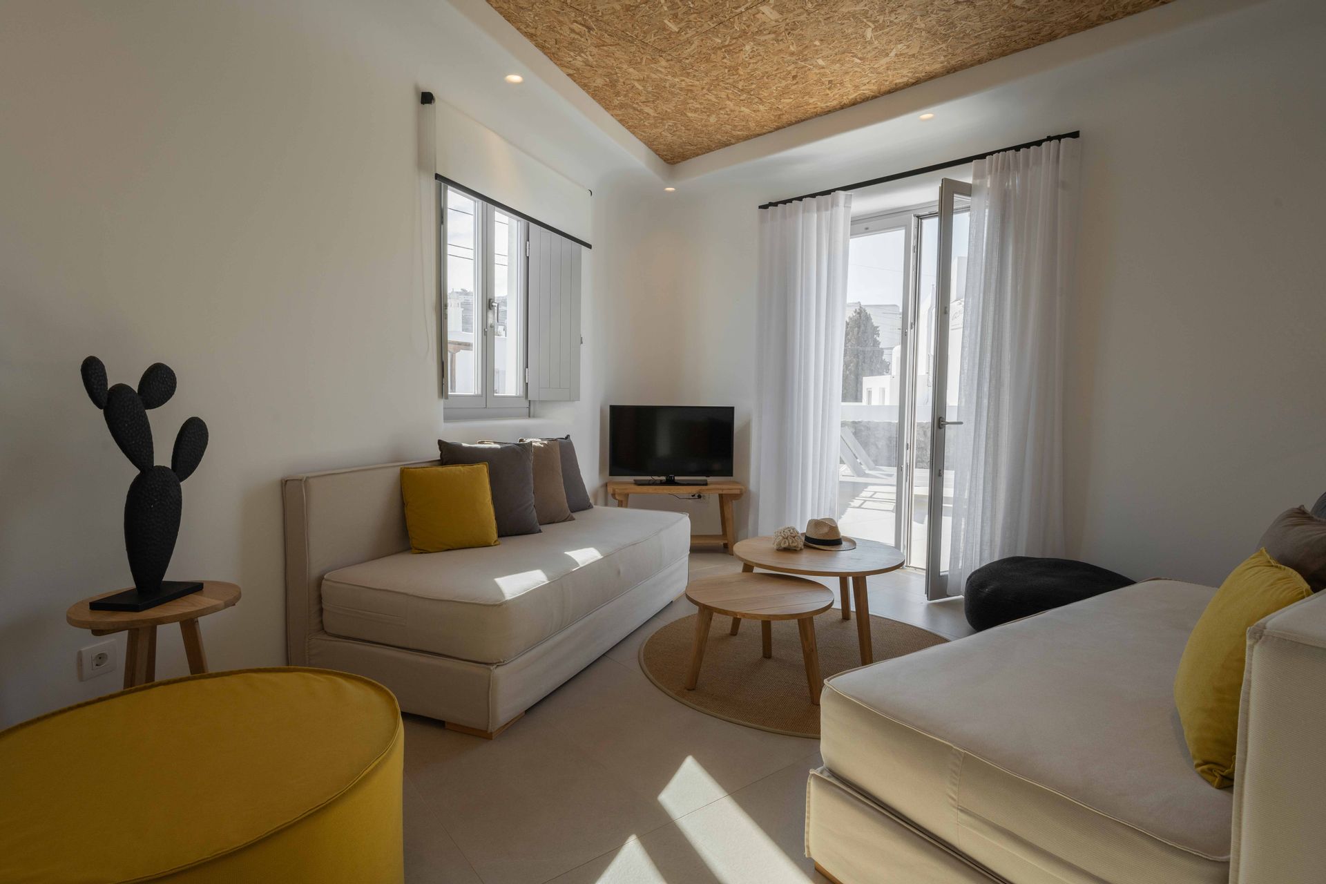 Superior Outdoor Jacuzzi