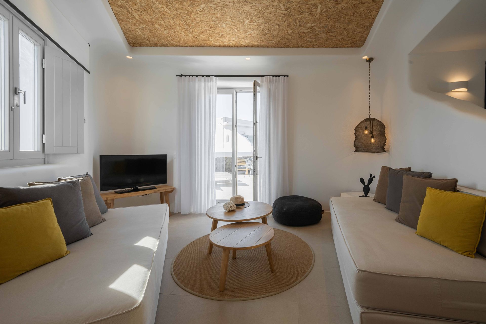 Superior Outdoor Jacuzzi