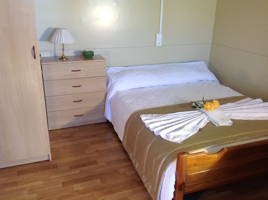Economy Double or Twin Mobile Room