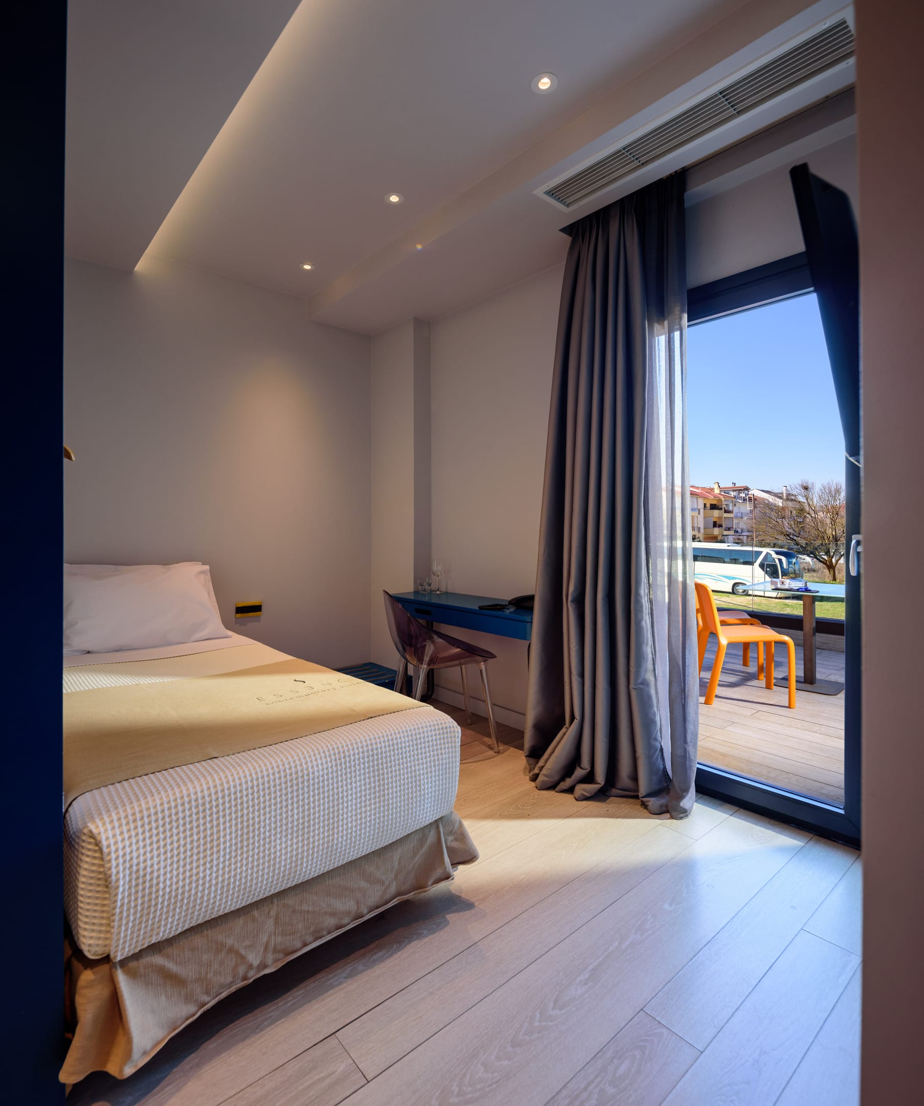 Single Room with Mountain View