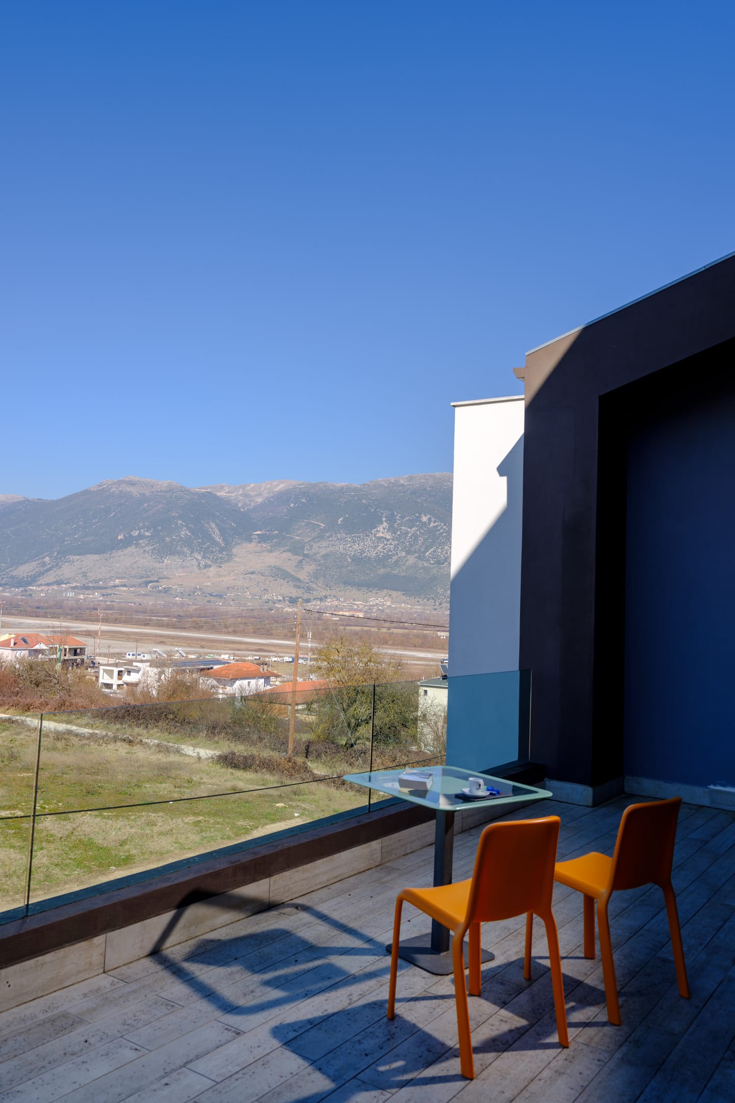 Single Room with Mountain View