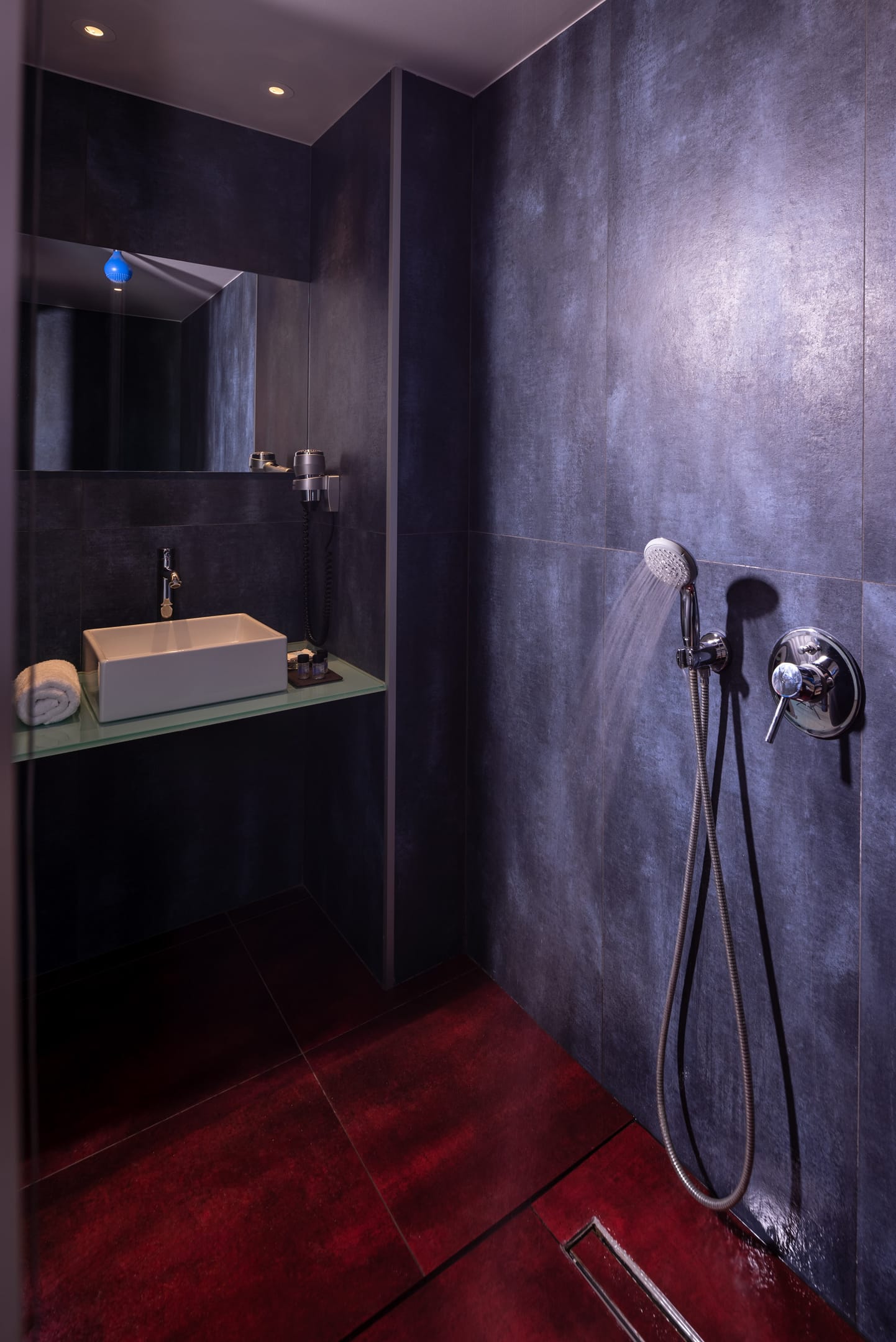 Single Room with Mountain View