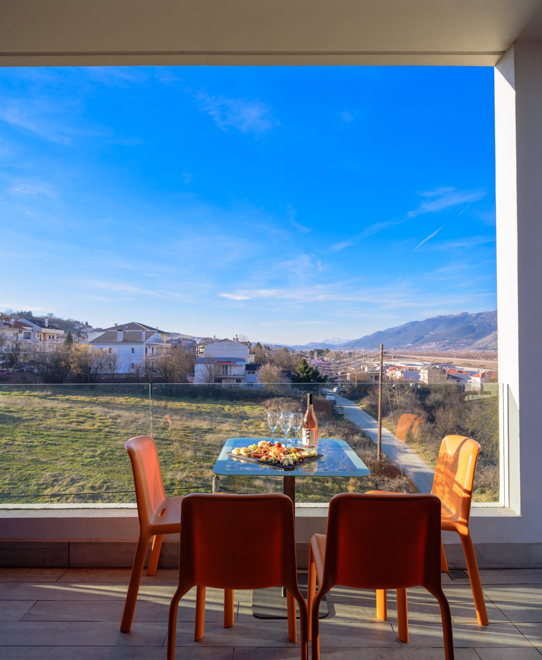 Elegant Triple Room with Mountain View
