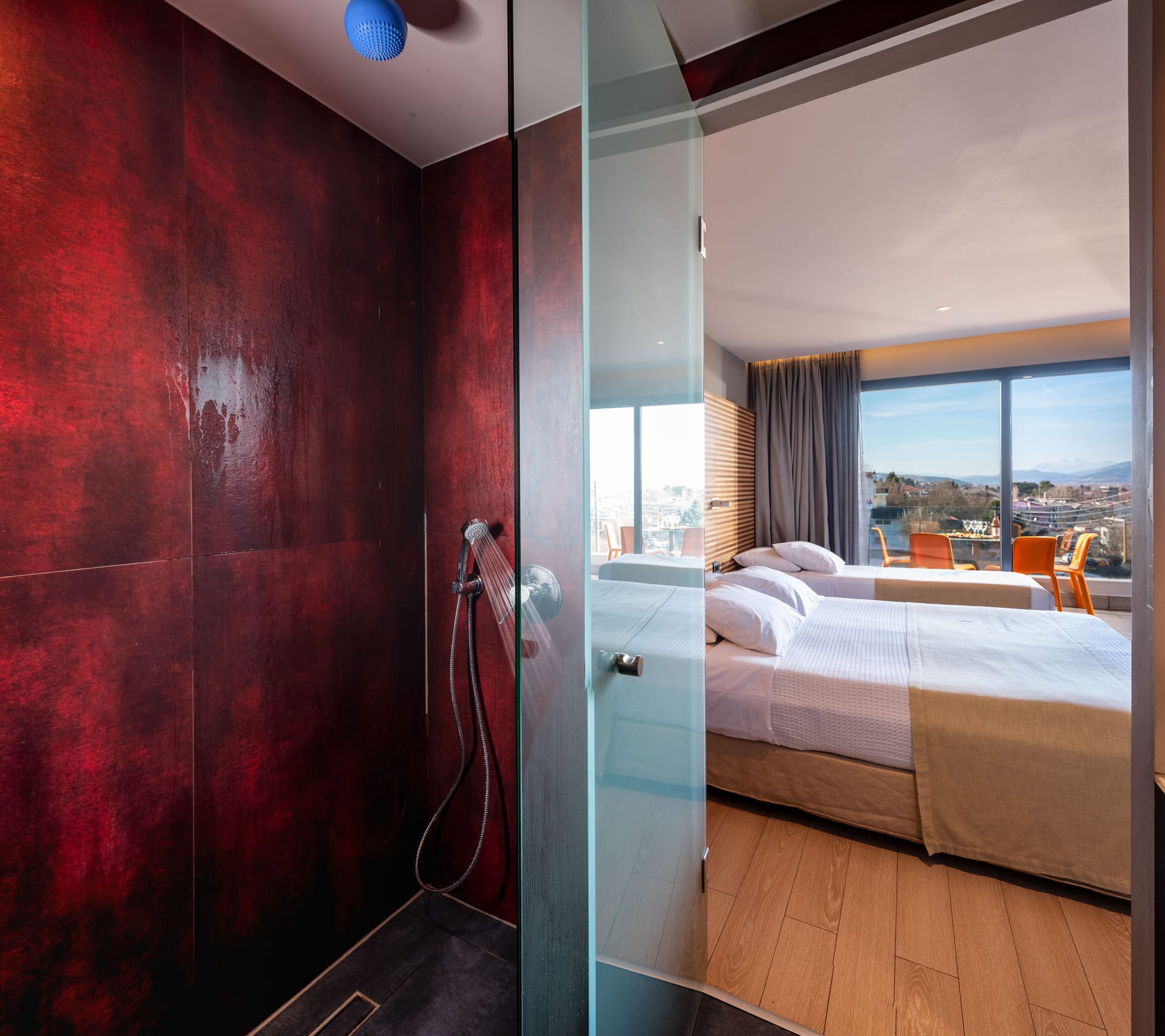 Elegant Triple Room with Mountain View