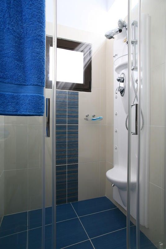 Superior Studio with City &amp; Mountain View