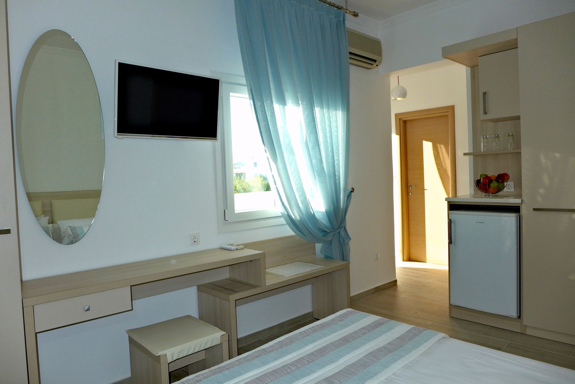 Family Suite with Mountain View