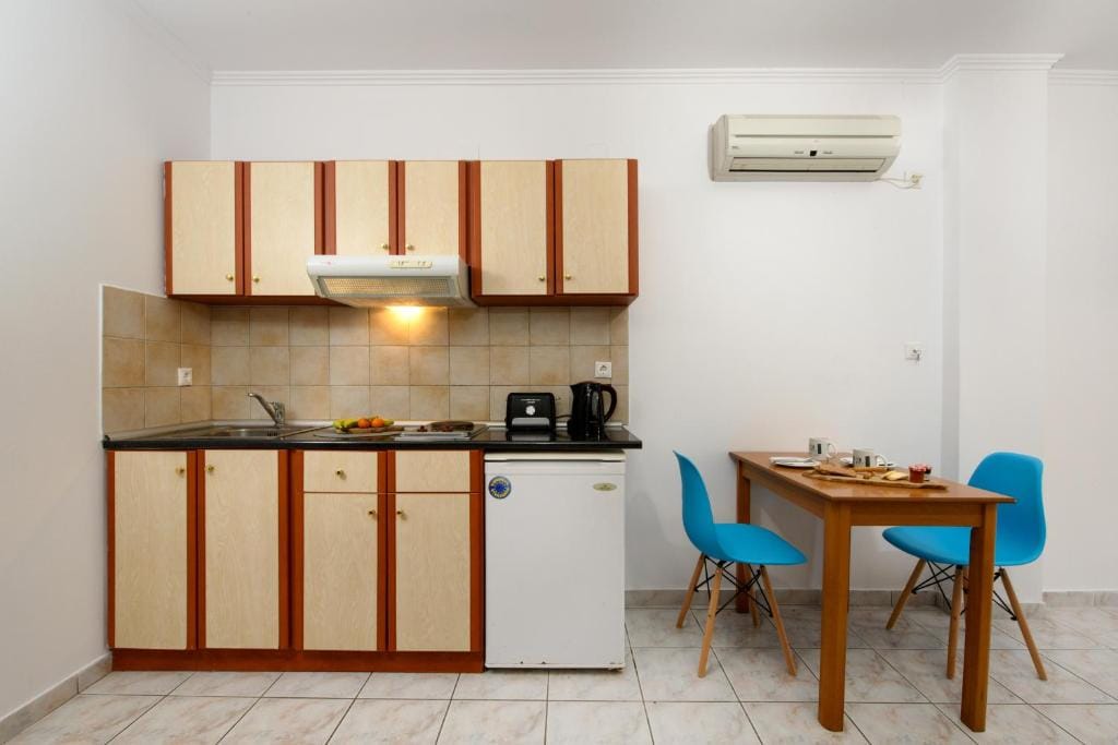 Double/Twin Studio