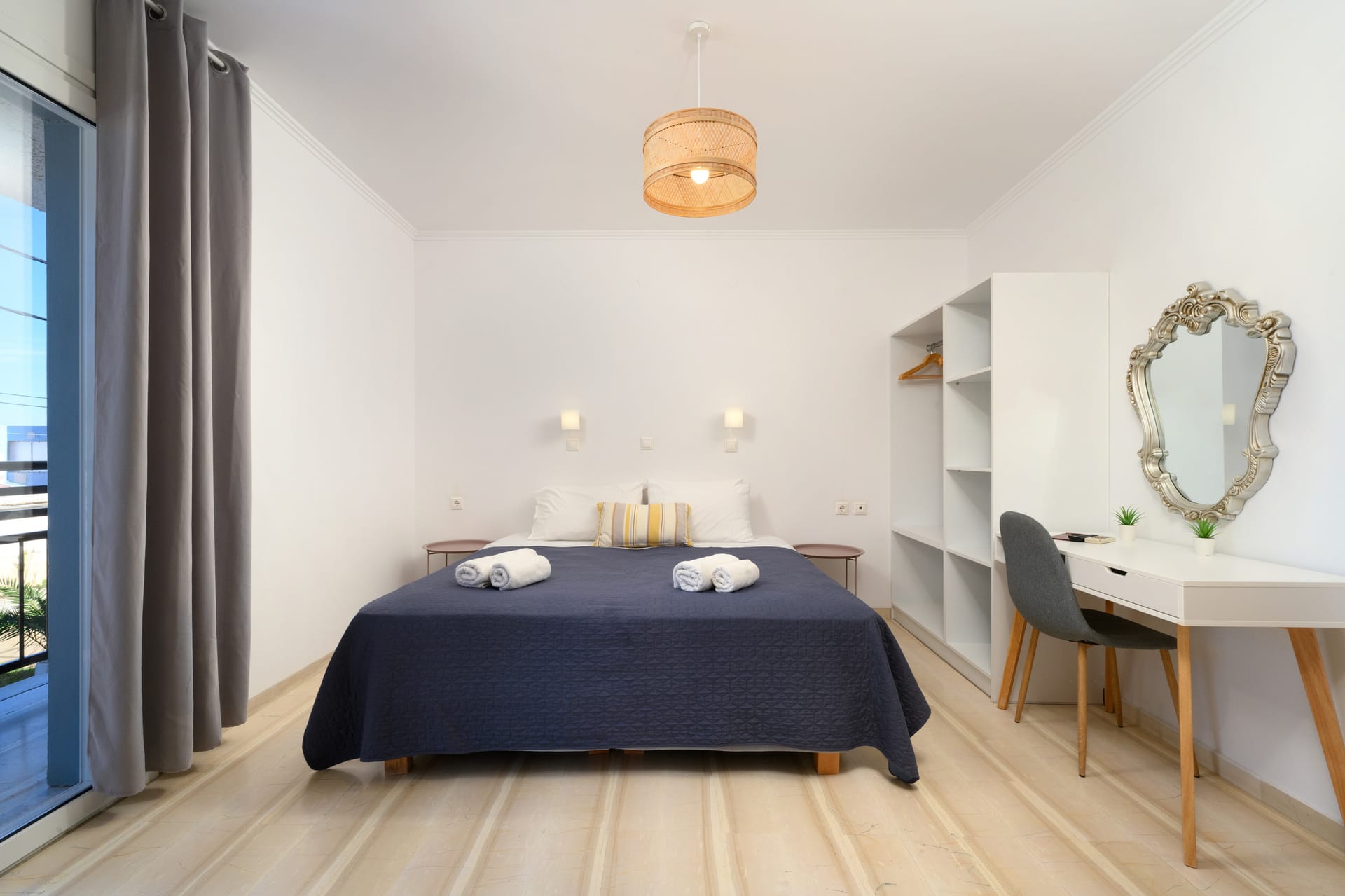 Superior Studio with Pool View