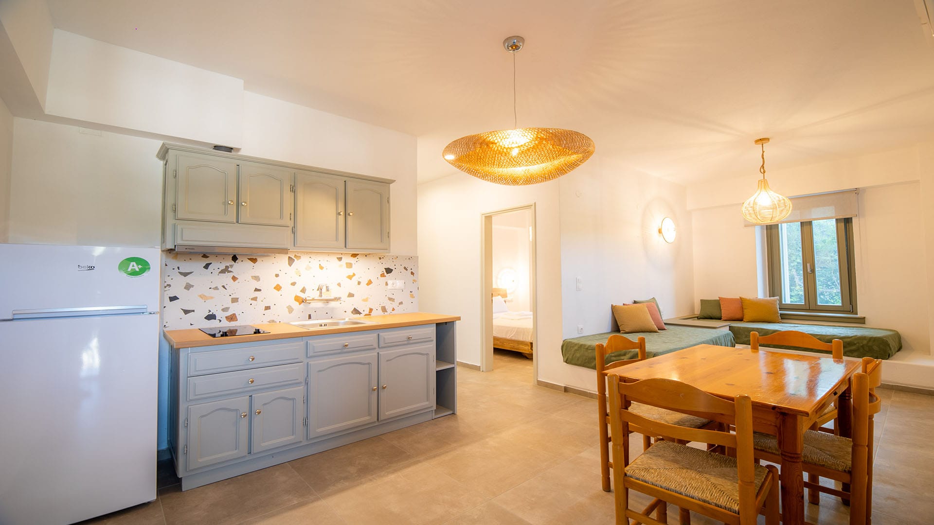 Deluxe Apartment with Balcony