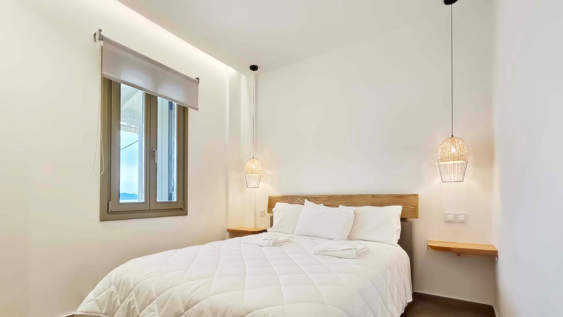 Deluxe Apartment with two Balconies