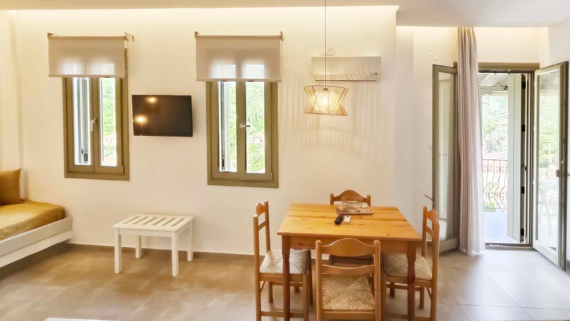 Superior Deluxe Apartment with Balcony