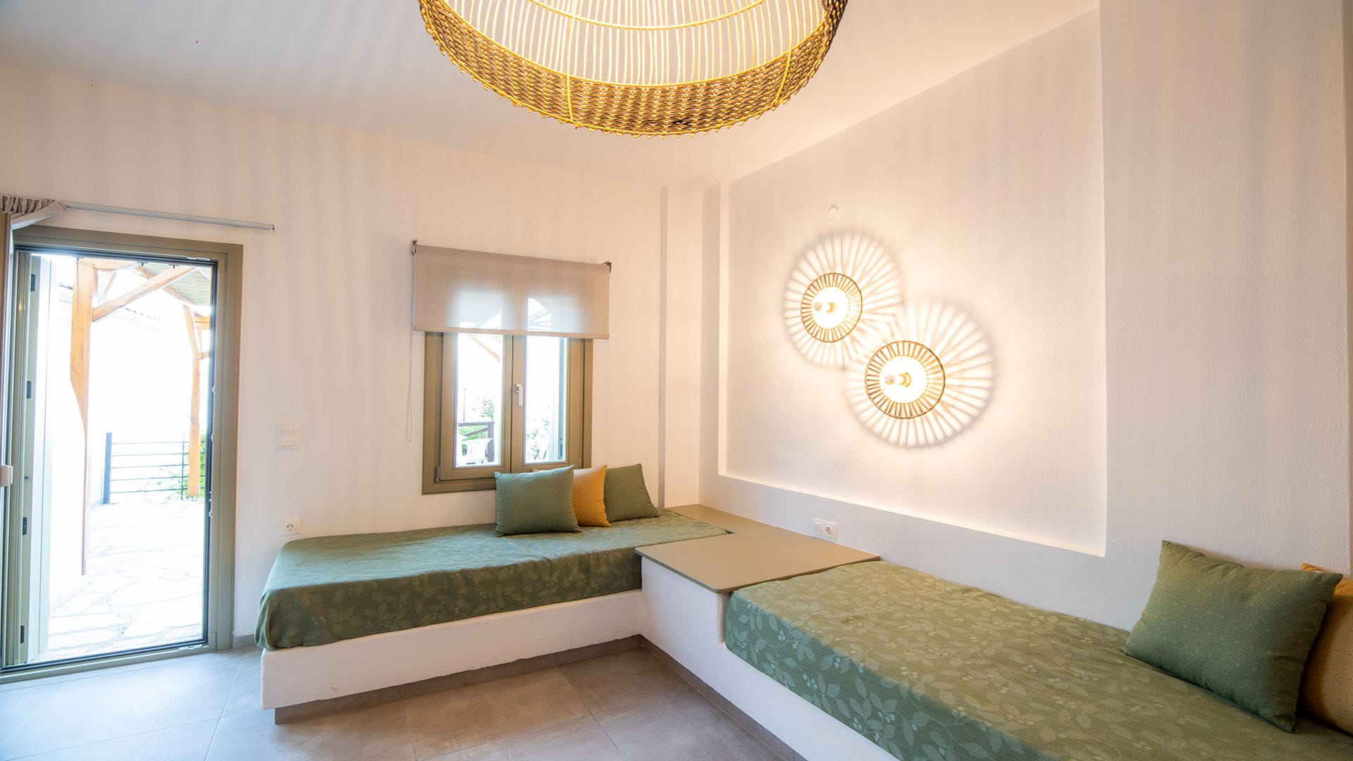 Deluxe Apartment with Terrace