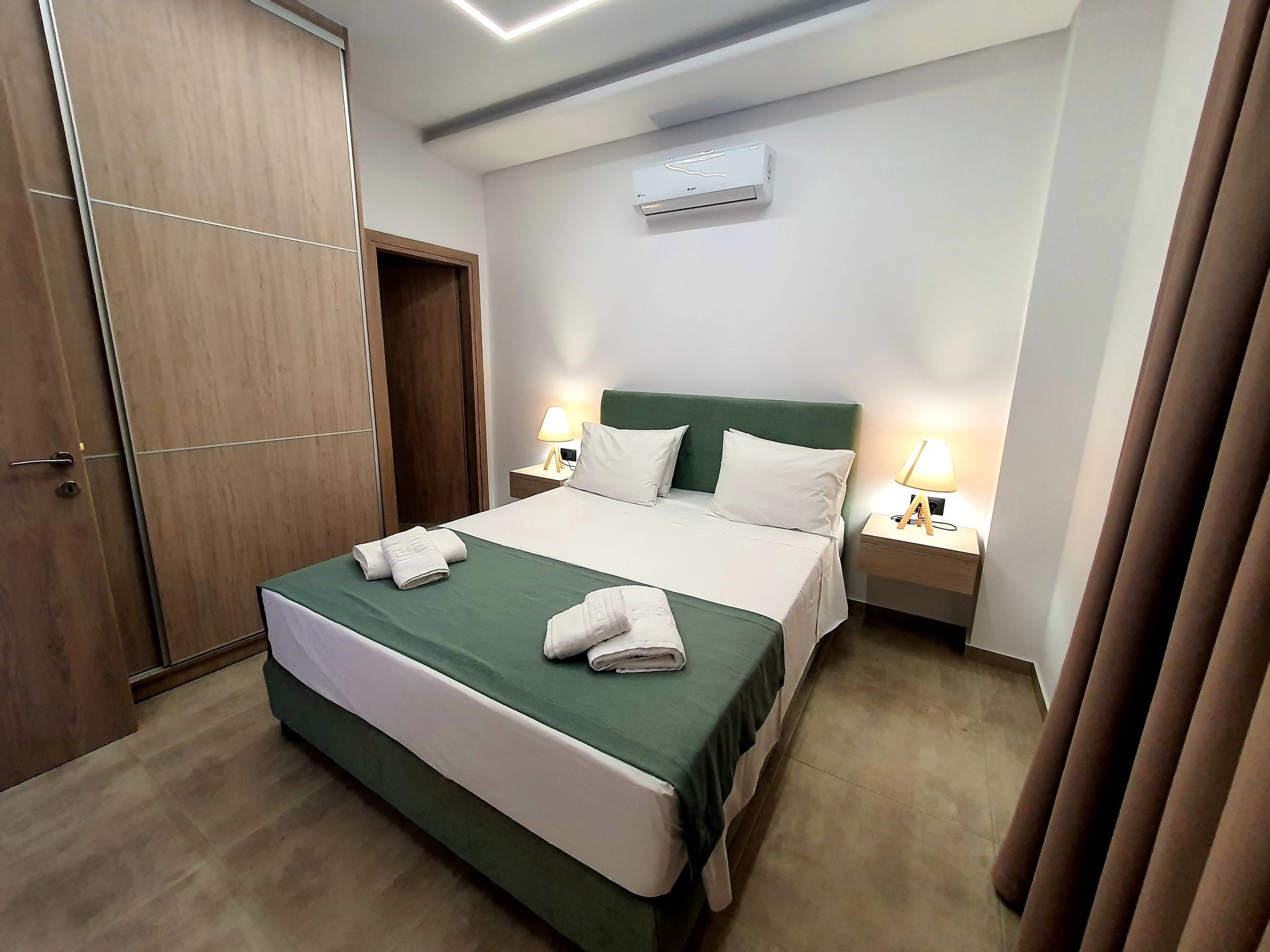 Three Bedroom Villa with Mountain View