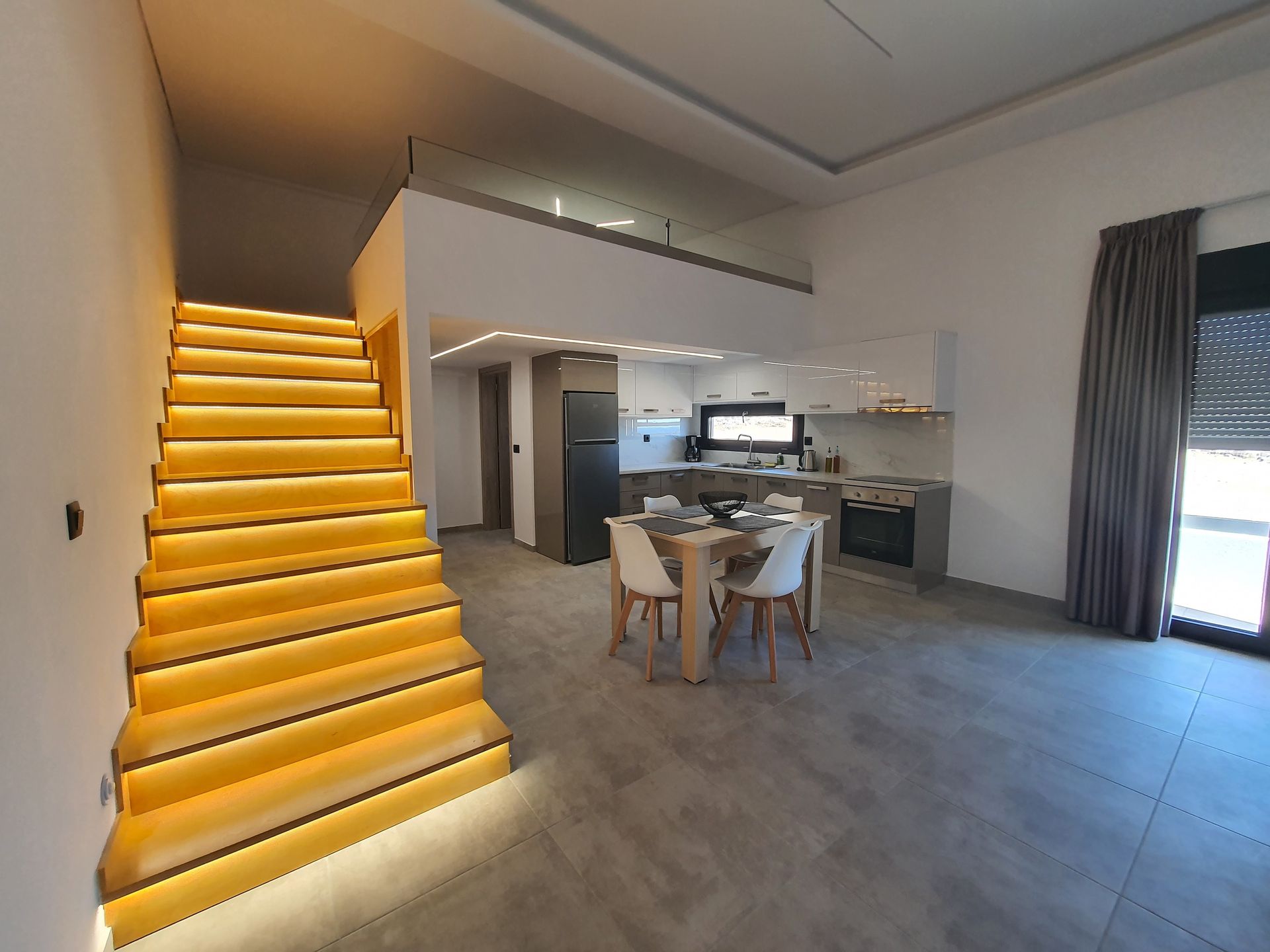 Three Bedroom Villa with Mountain View