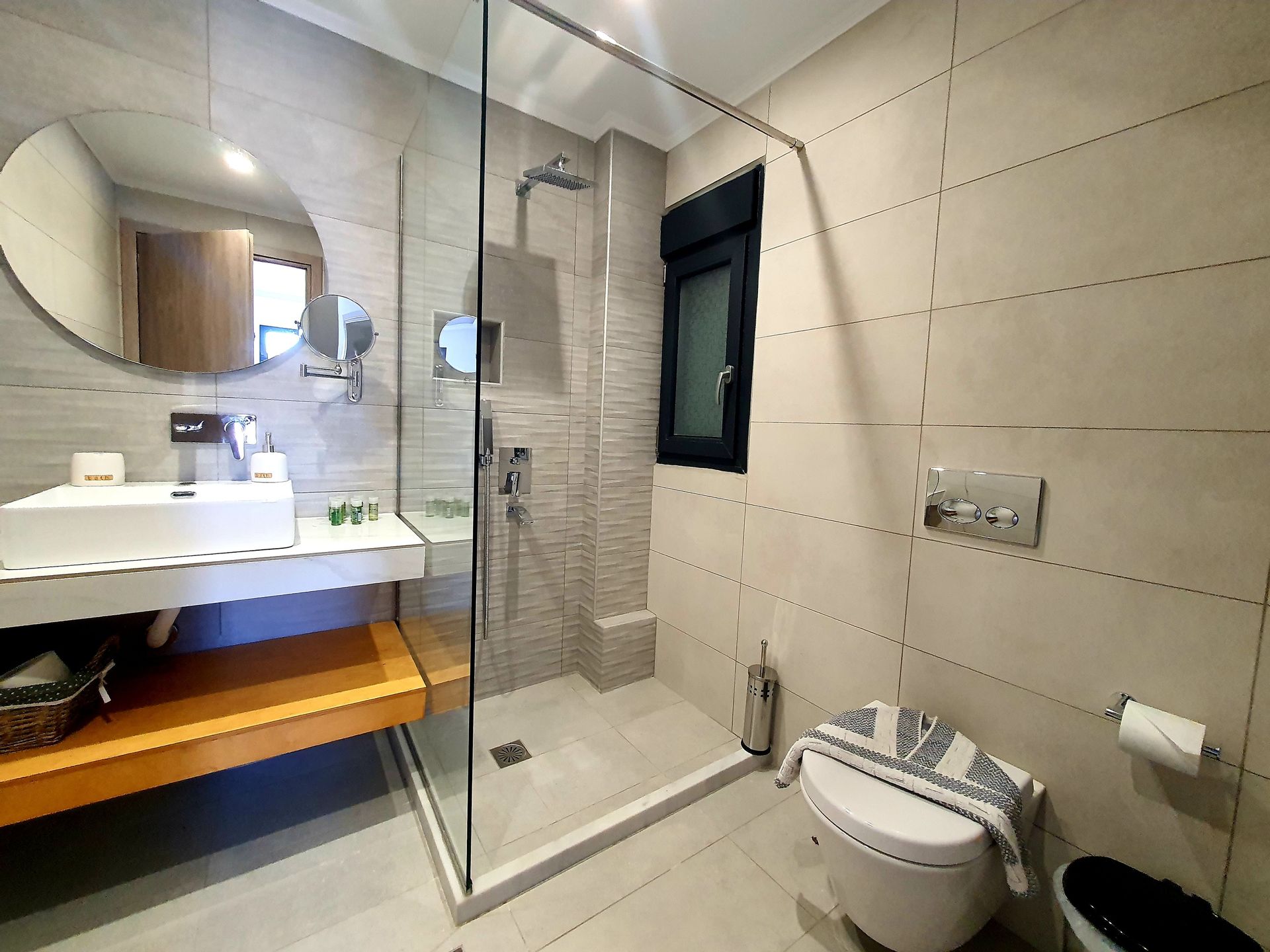 Three Bedroom Villa with Sea View