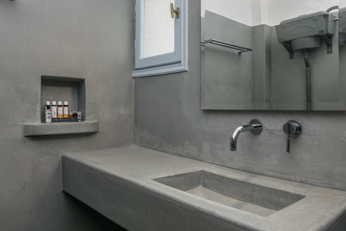 Traditional Mini Suite with Private Jacuzzi