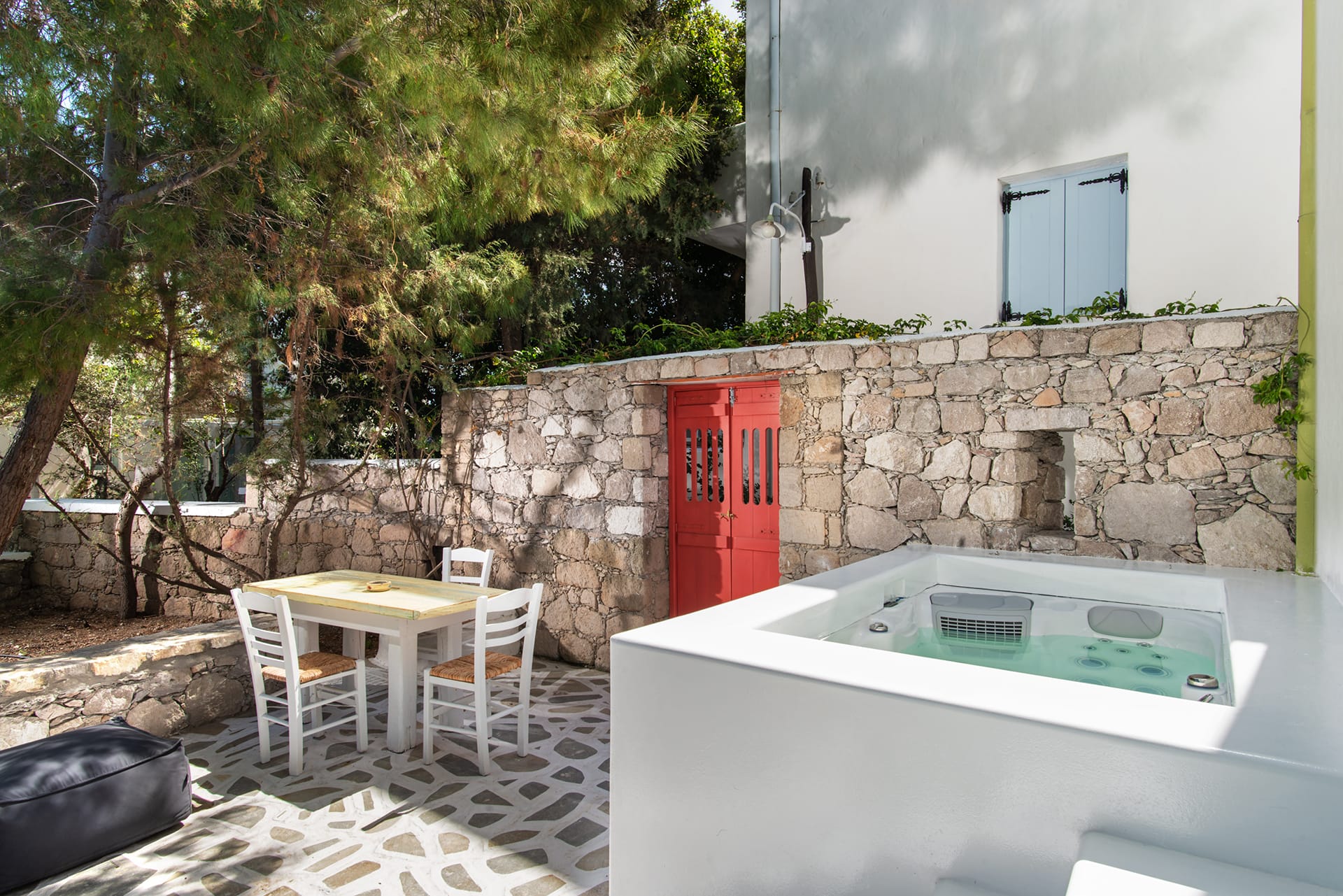 Traditional Mini Suite with Private Jacuzzi