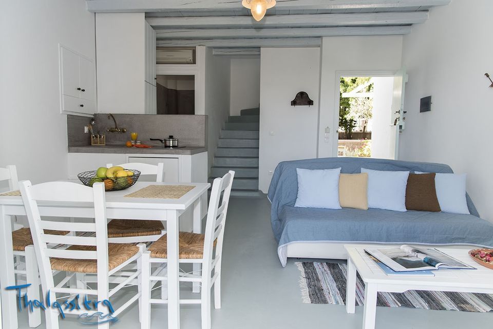 Exclusive Traditional House with Seaview &amp; Private Pool-Jacuzzi