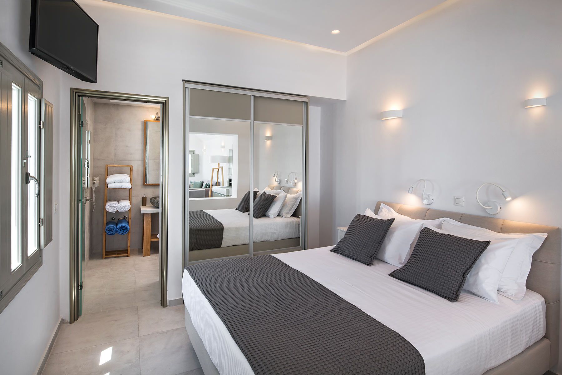 One Bedroom Suite