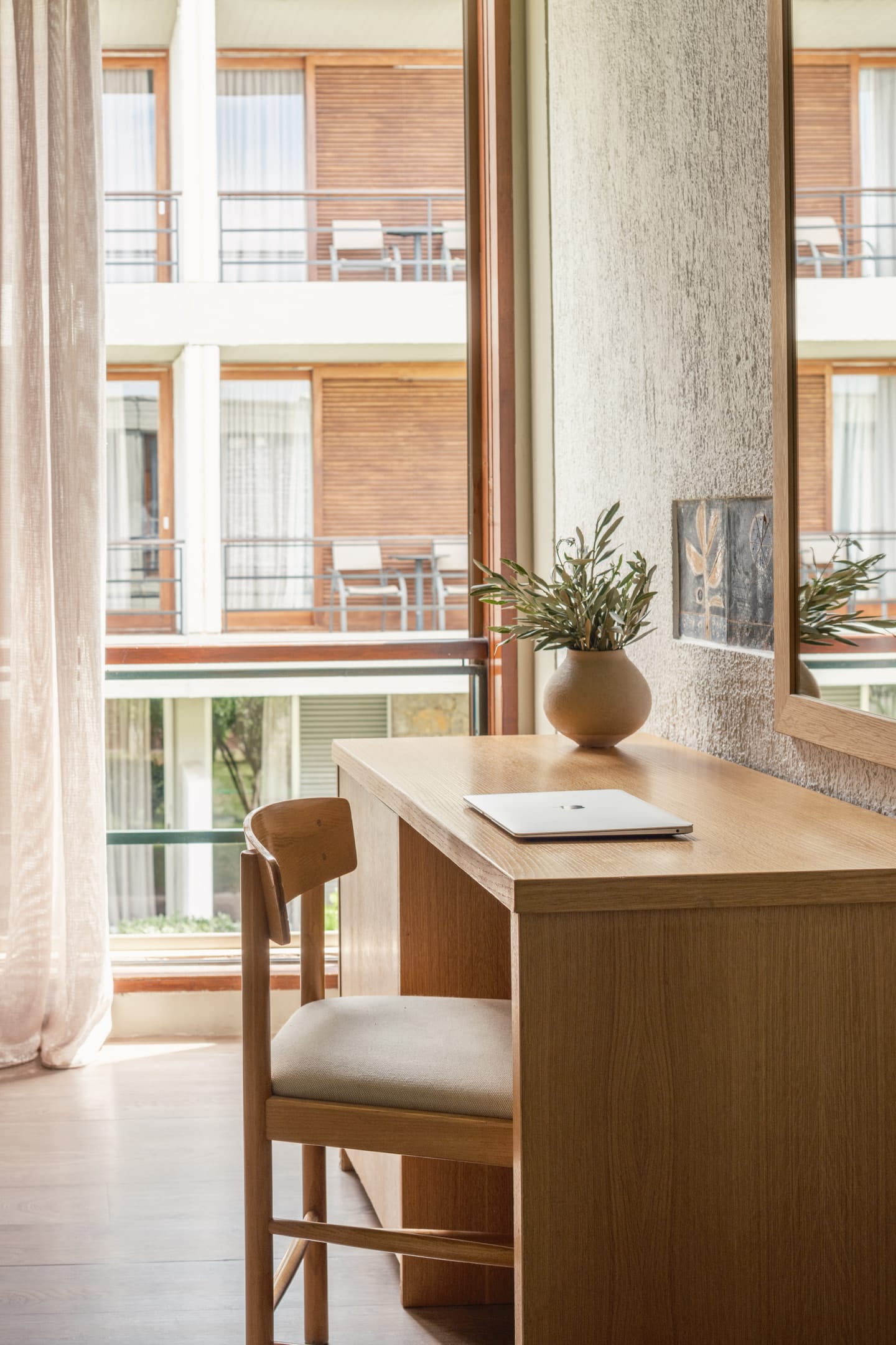 Courtyard View Room Twin/Double