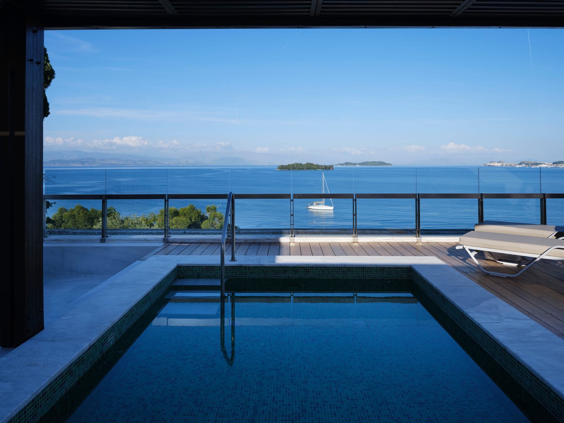 Presidential Two (2) bedroom Suite Sea view – Main Building