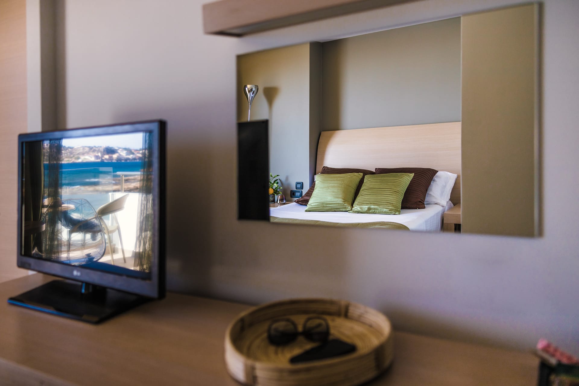 Classic Room Sea Side View