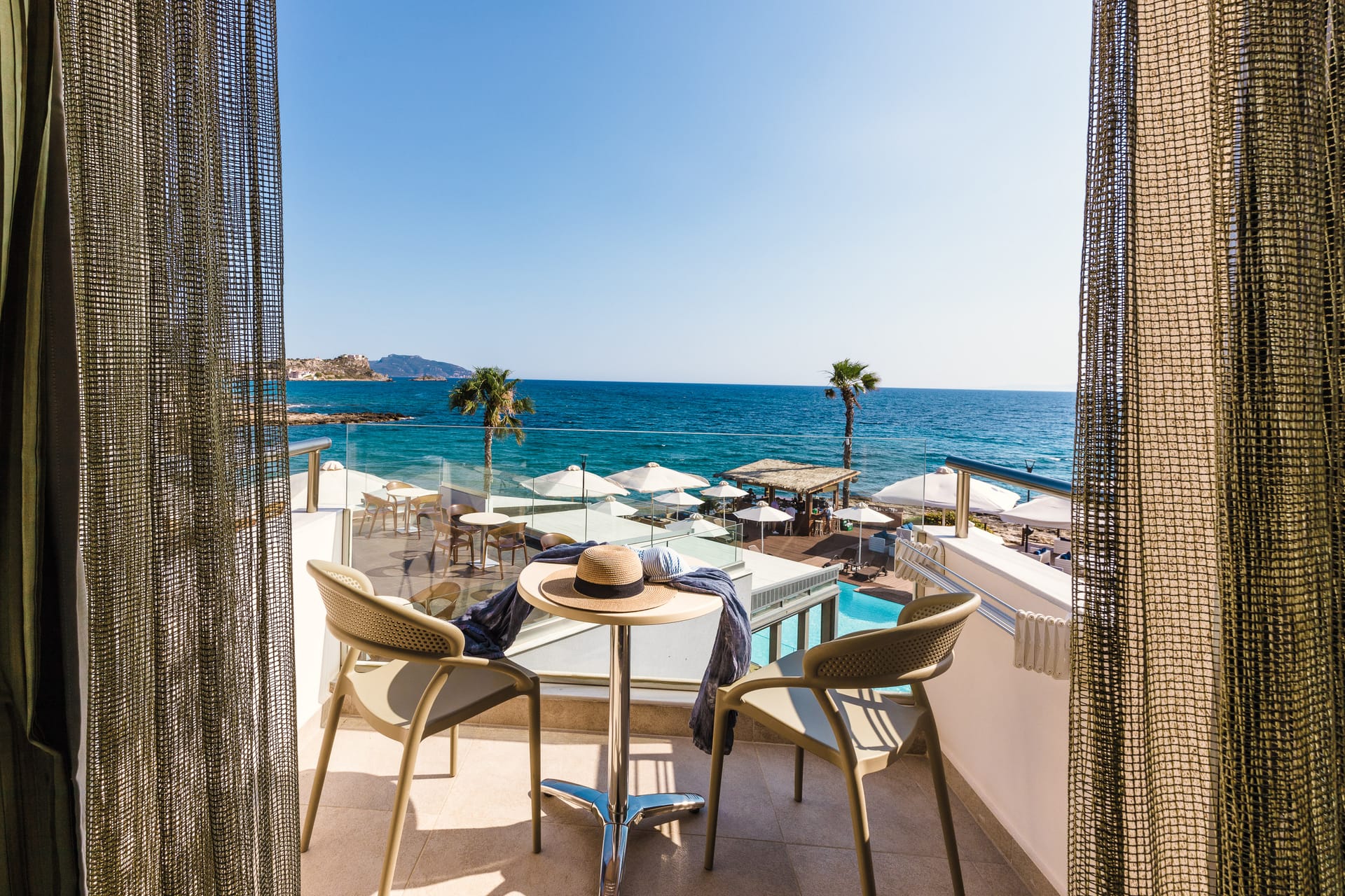 Classic Room Sea Side View