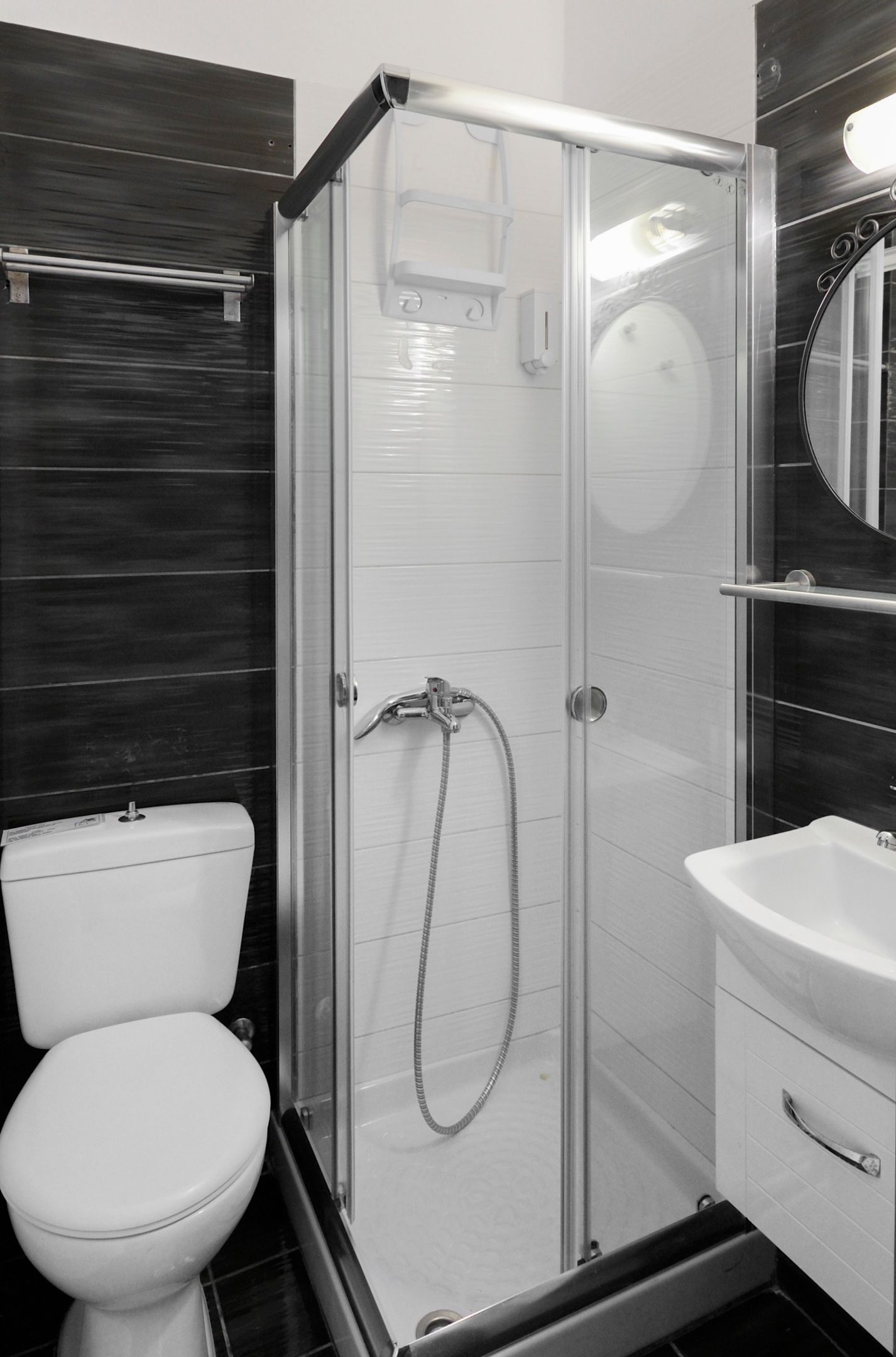 Small Double Room Ground Floor (no balcony)
