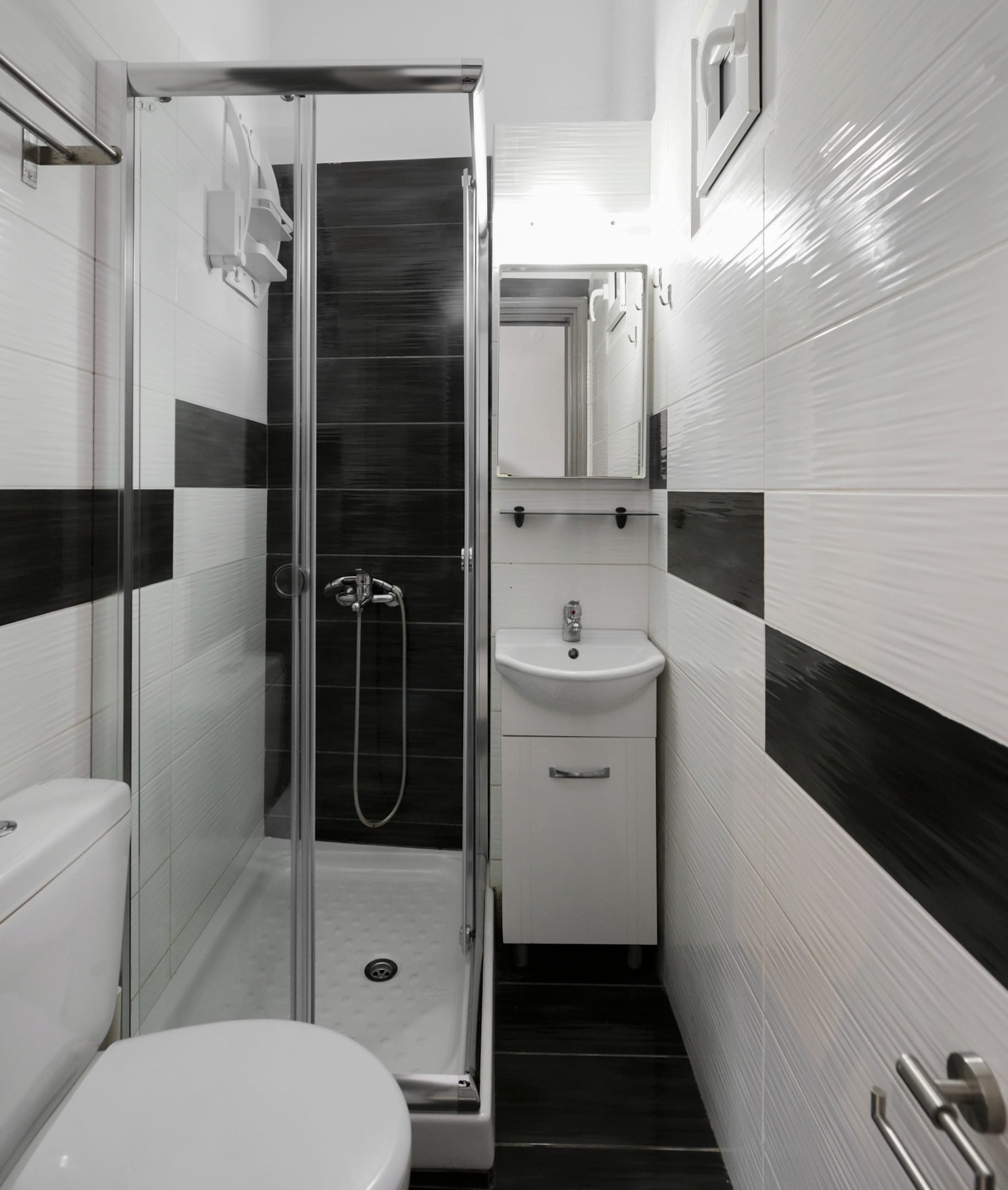 Small Double Room Ground Floor (no balcony)