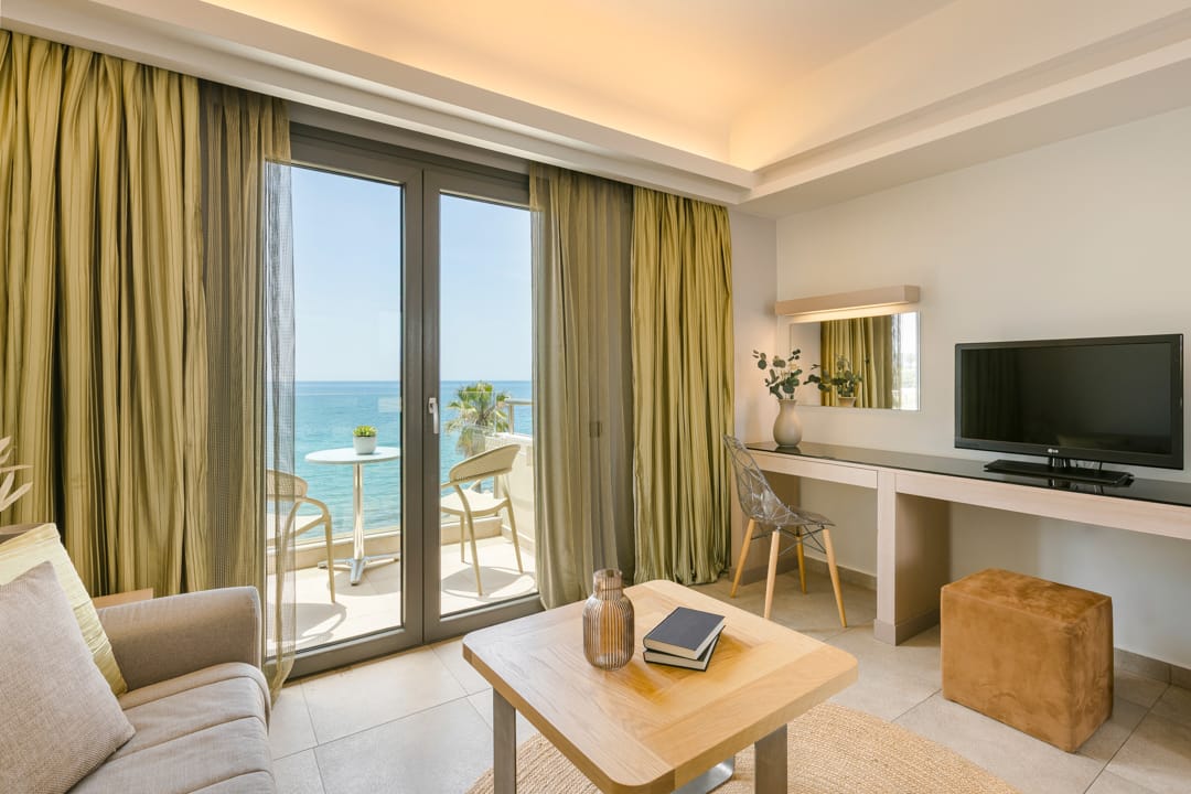 Senior Suite Sea View