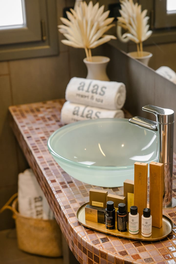 Executive Suite with outdoor jet tub