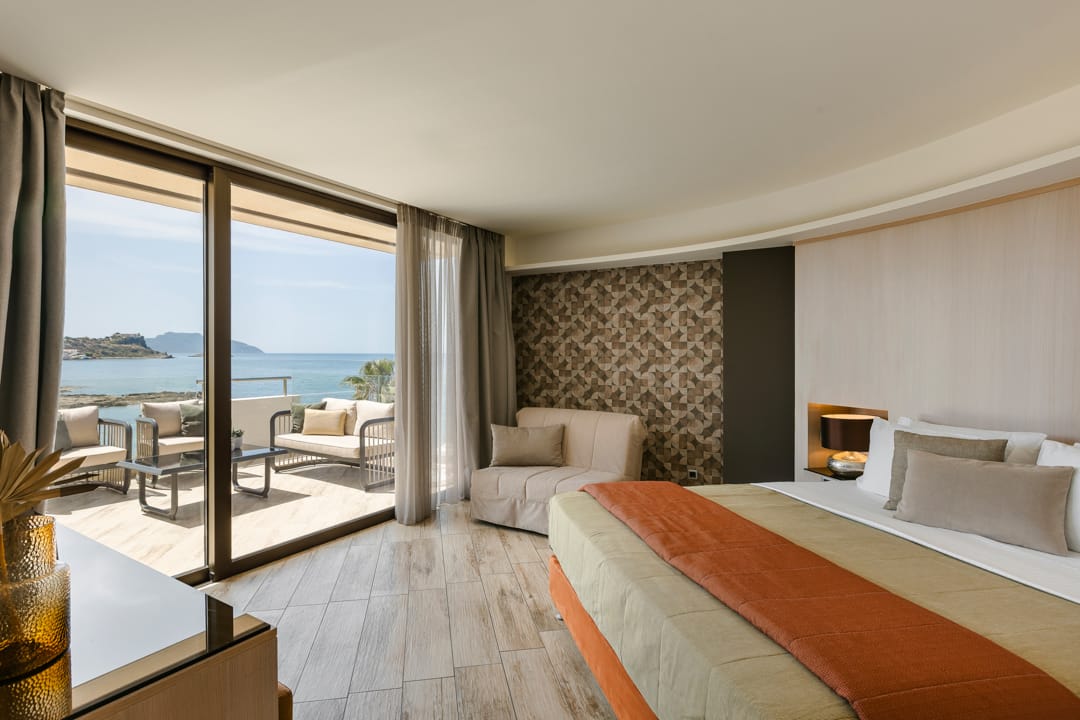 Alas Suite with outdoor jet tub