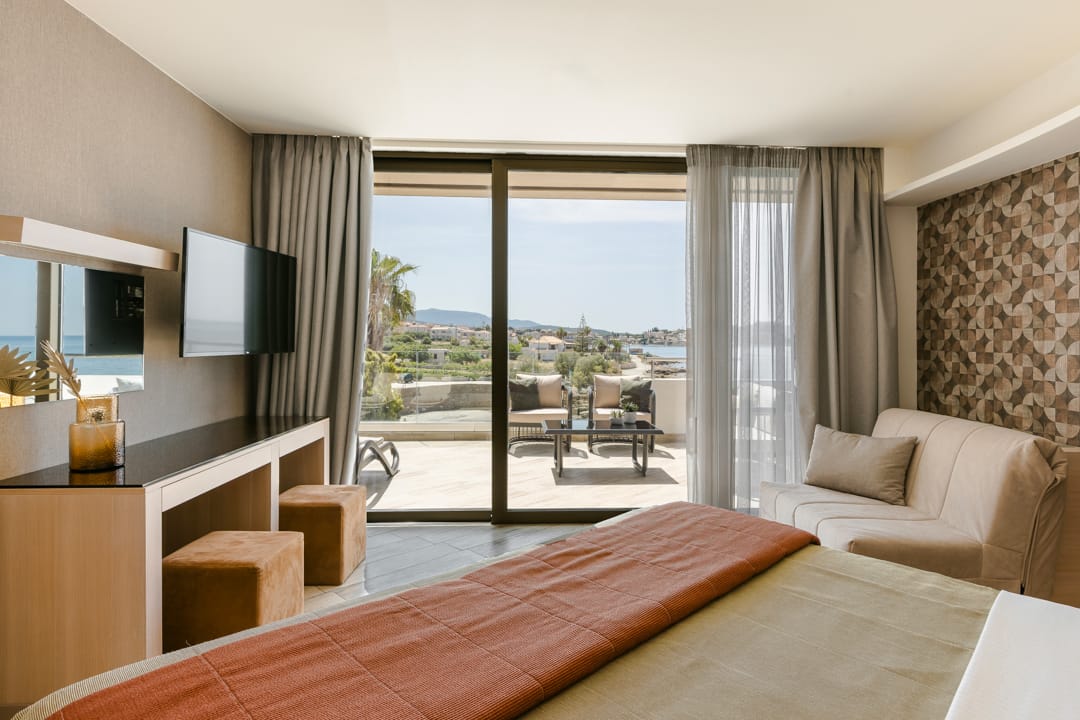 Alas Suite with outdoor jet tub