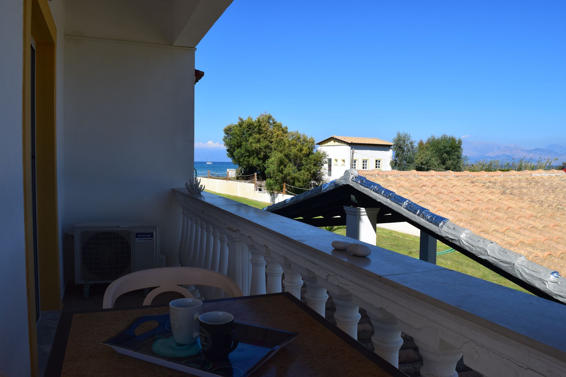 Apartment 1 bedroom with side sea view