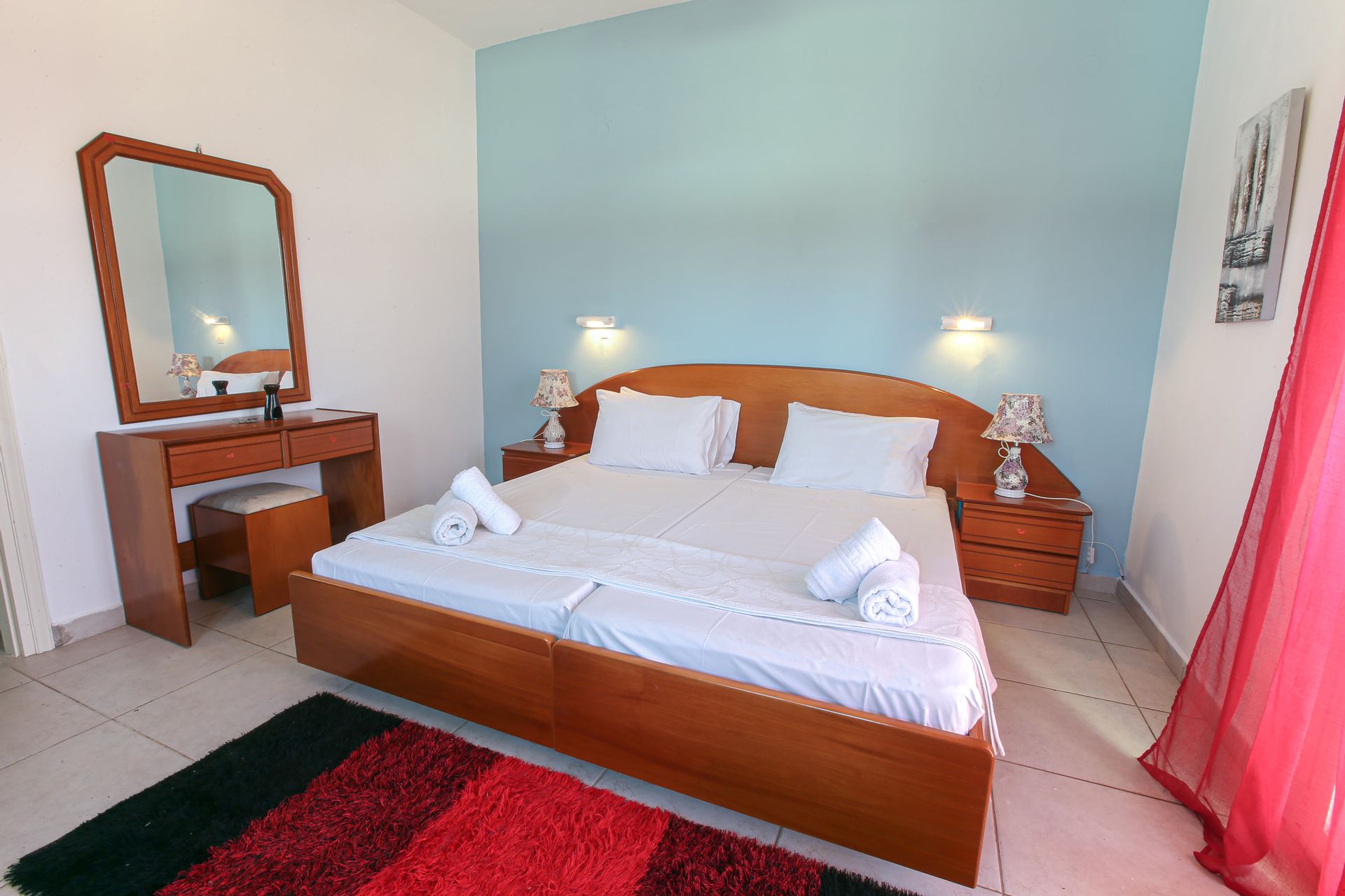 Apartment 1 bedroom with side sea view