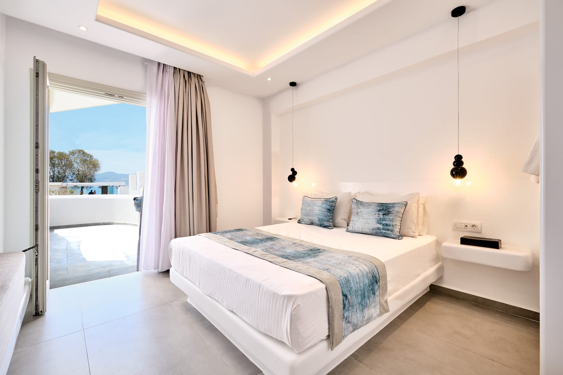 Deluxe Room with Hot Tub & Sea View - Annex