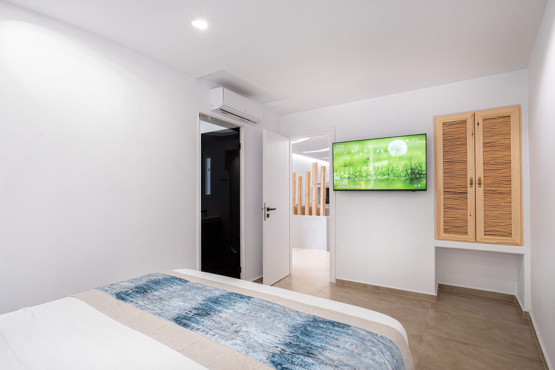 Elite Suite with Outdoor Jacuzzi & Sea View