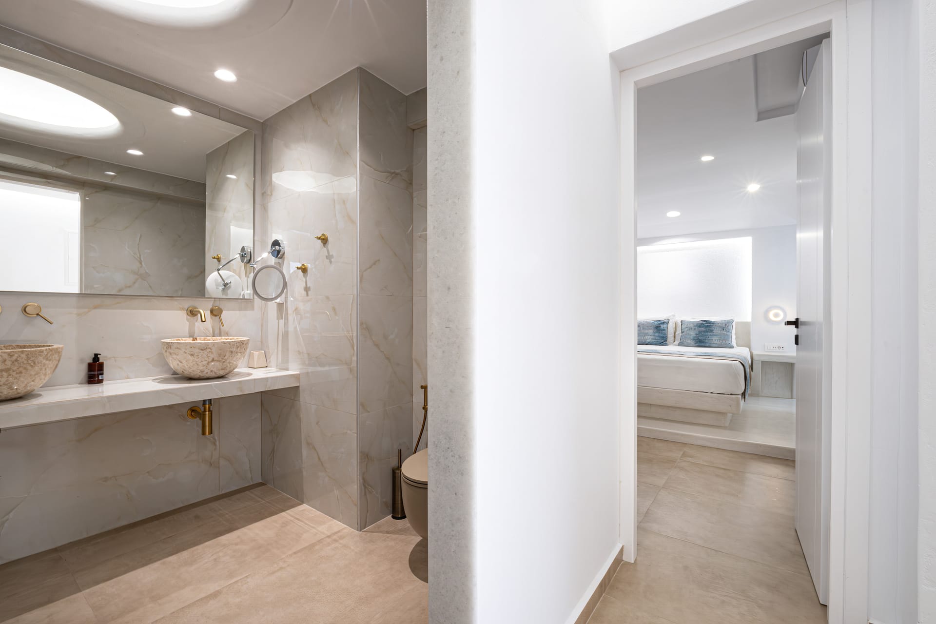 Elite Suite with Outdoor Jacuzzi & Sea View