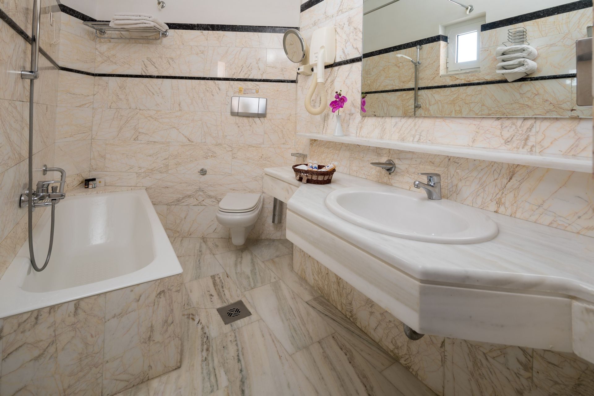 Two Bedroom Suite - Apartment