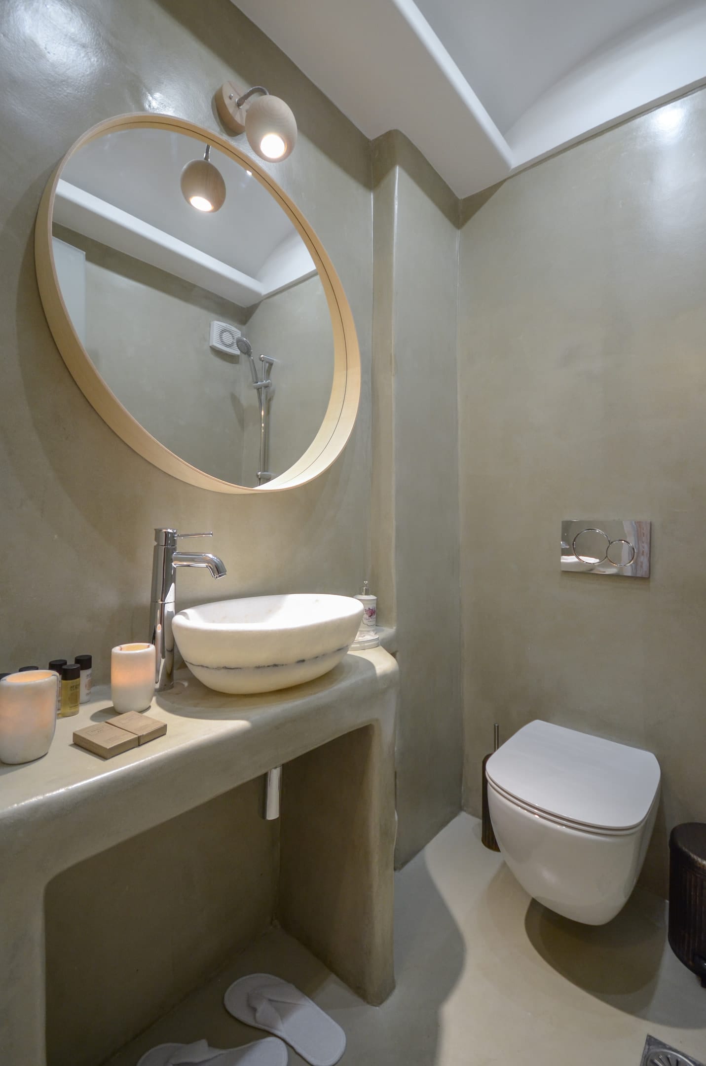 Flora's House in Aggidia Village!