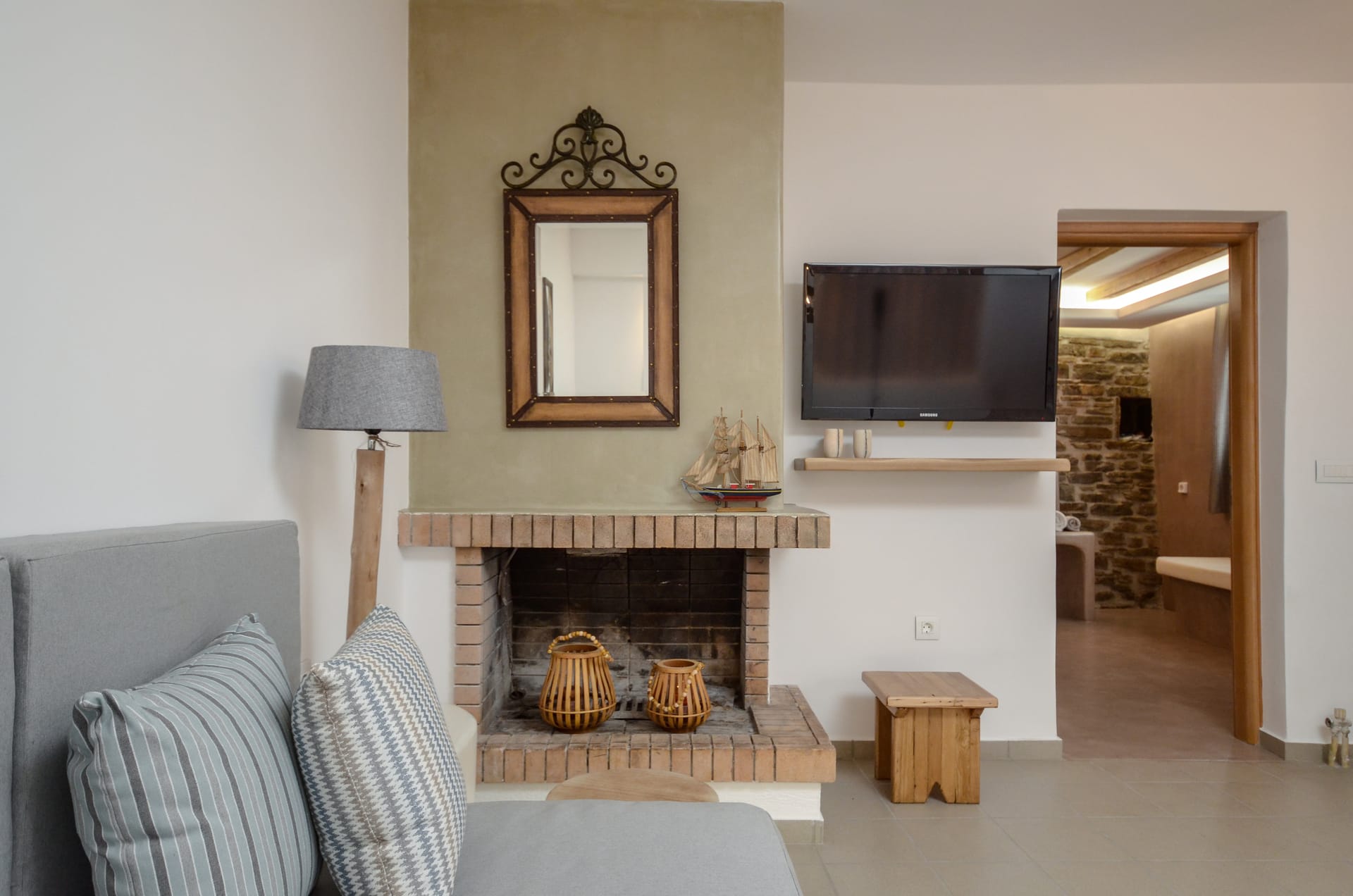 Flora's House in Aggidia Village!