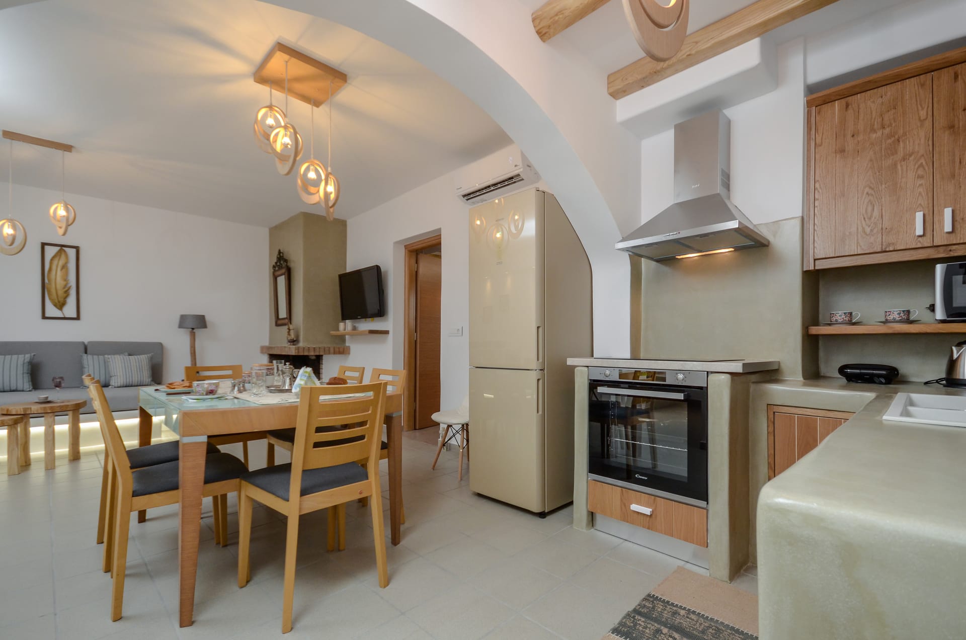 Flora's House in Aggidia Village!