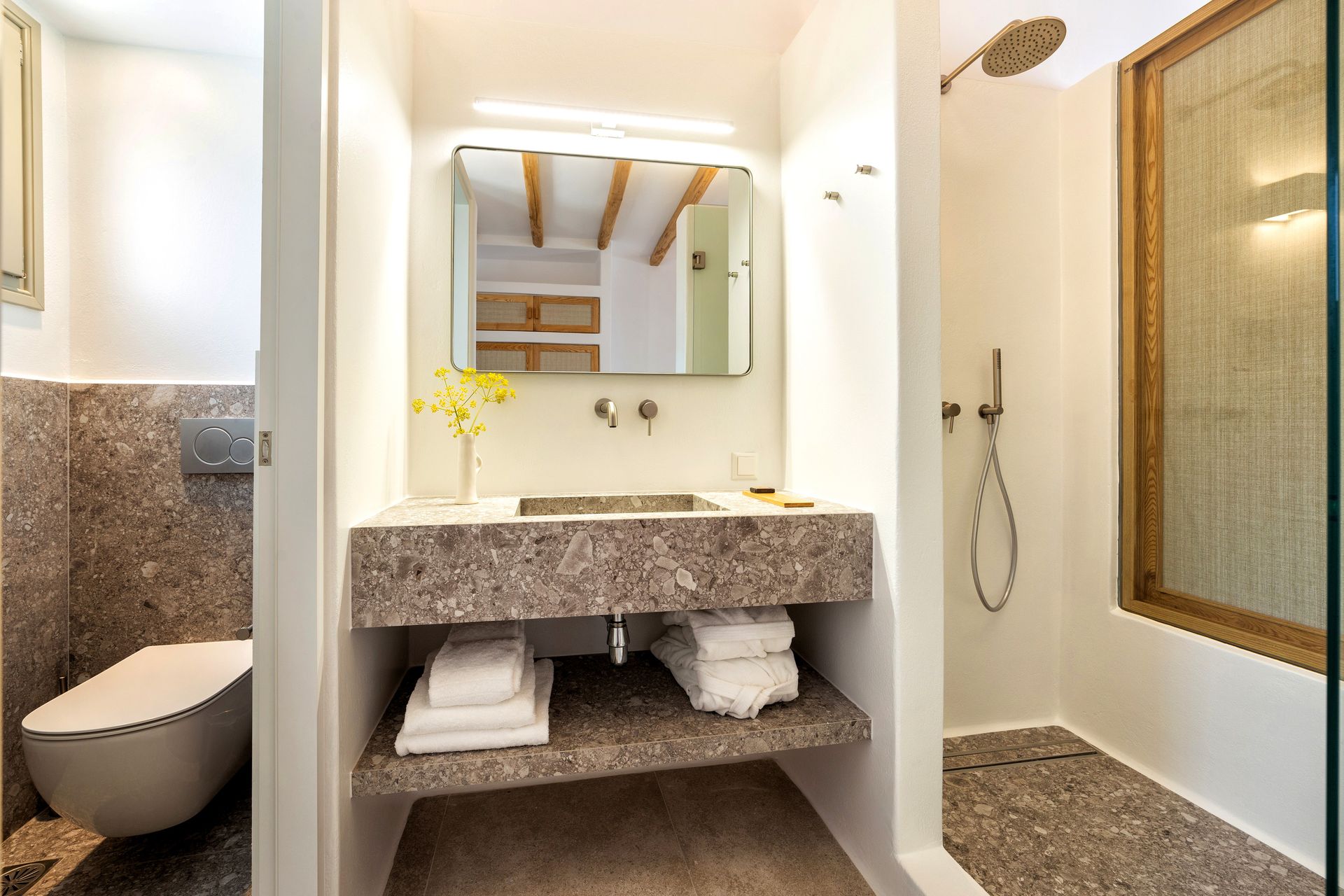 Superior Double Room with Outdoor Hydro-Massage [2 Guests]