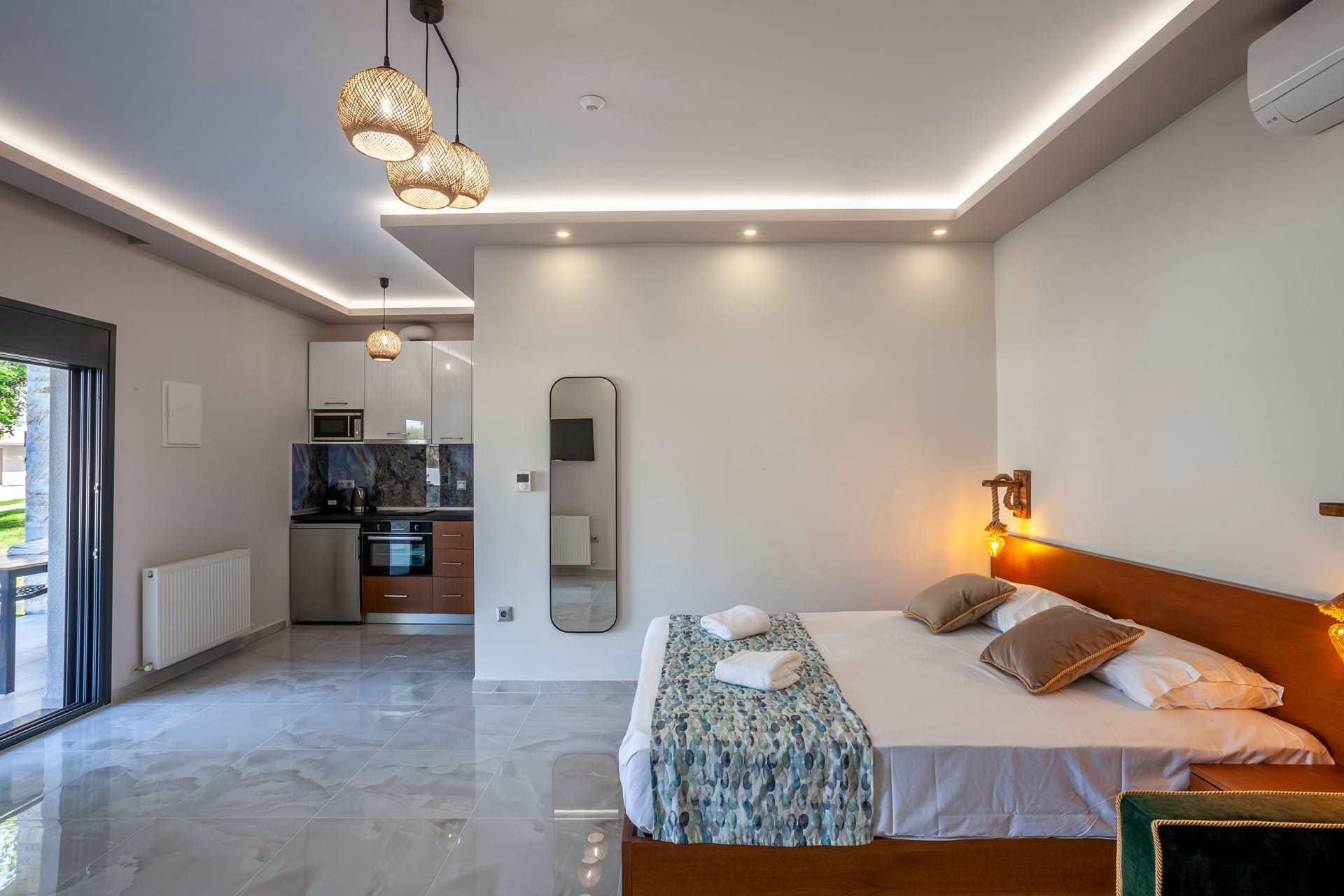 Olia Seaside residence: luxury Suite Pool view 7 Pefkohori