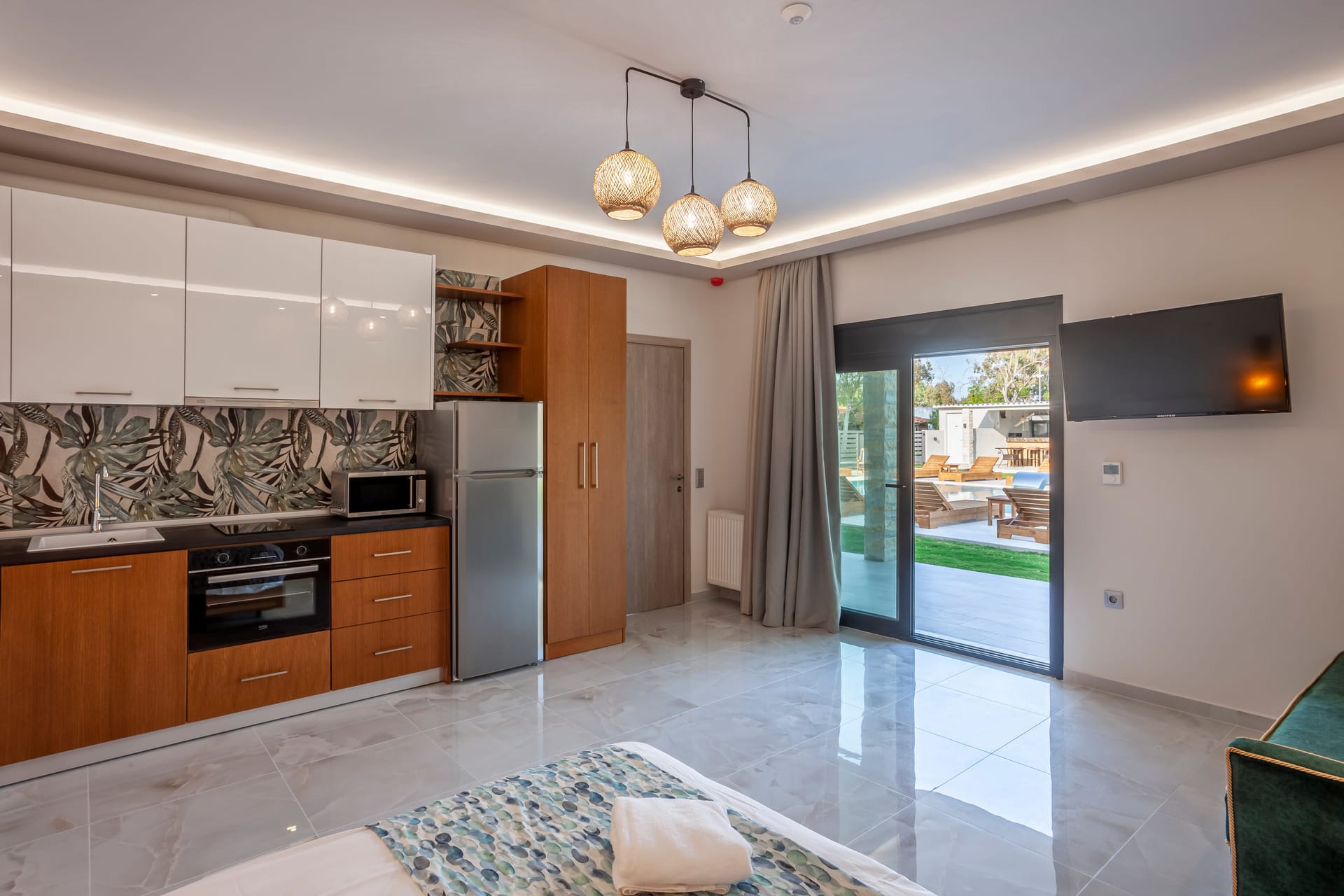 Olia Seaside residence: Family luxury Suite Pool view 8 Pefkohori